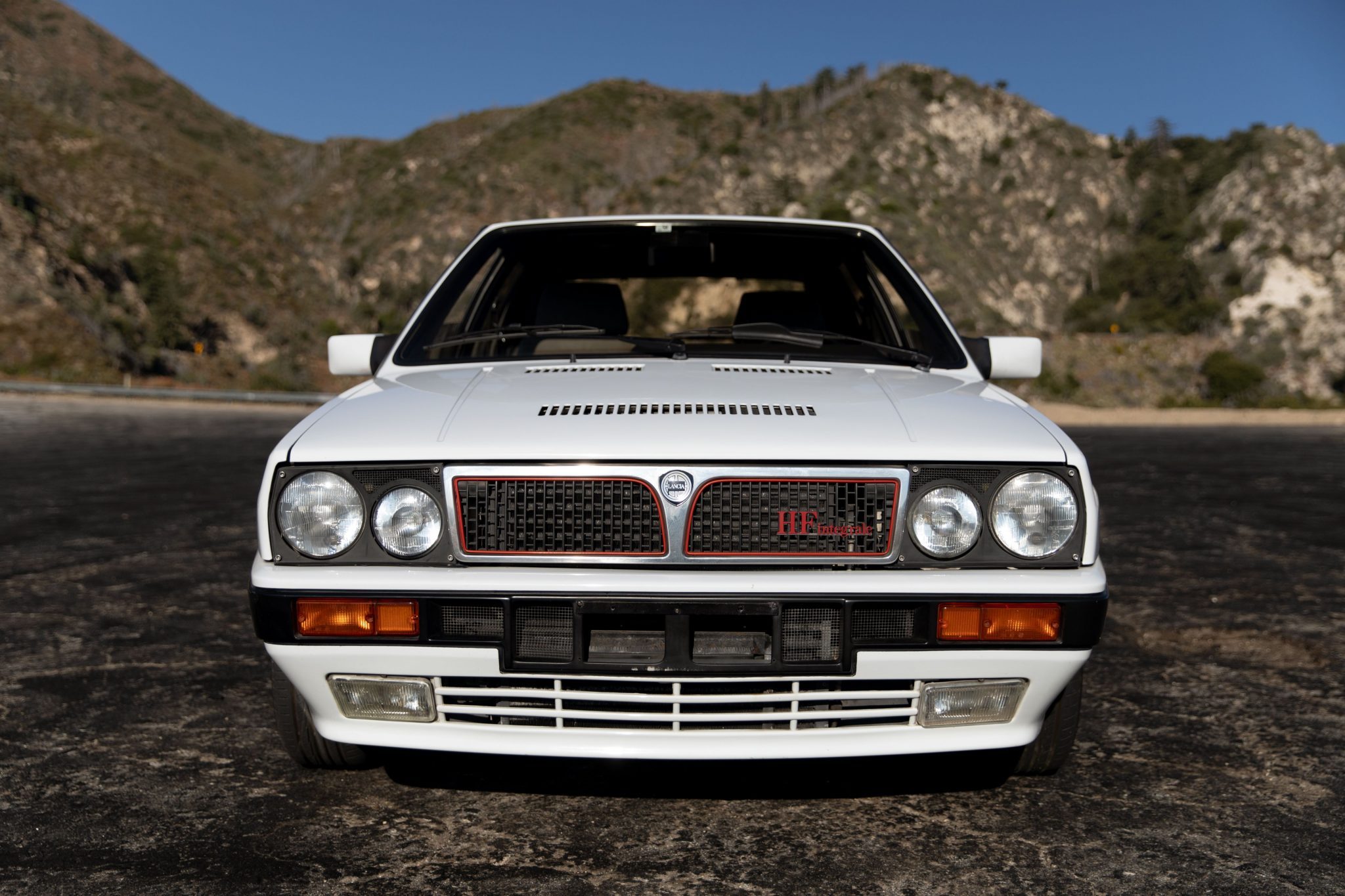 1989 Lancia Delta Integrale Will Let You Live Out Your Rally Dreams