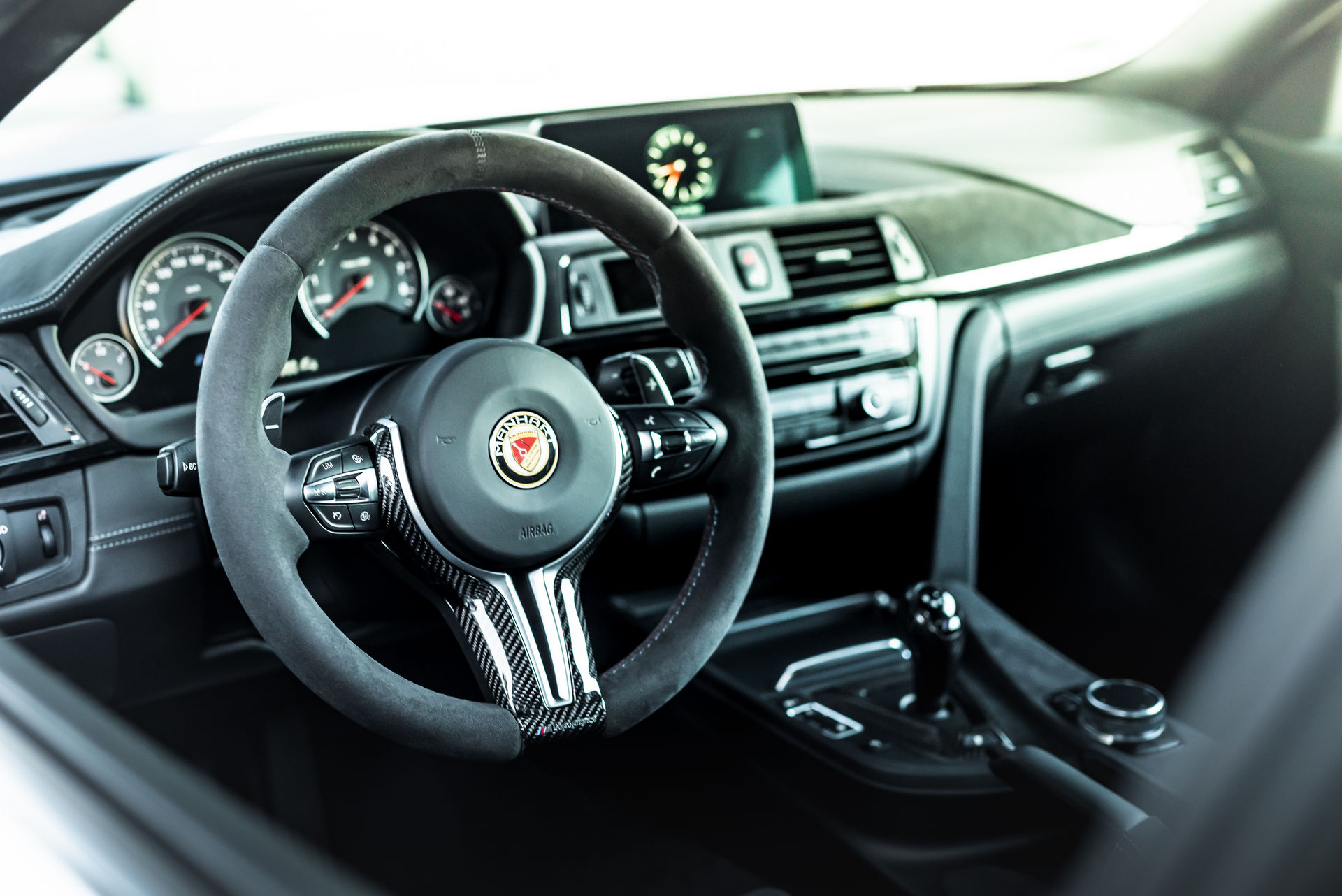 Manhart’s 698 HP MH4 GTR Is Based On The Limited-Run M4 DTM Champion Edition