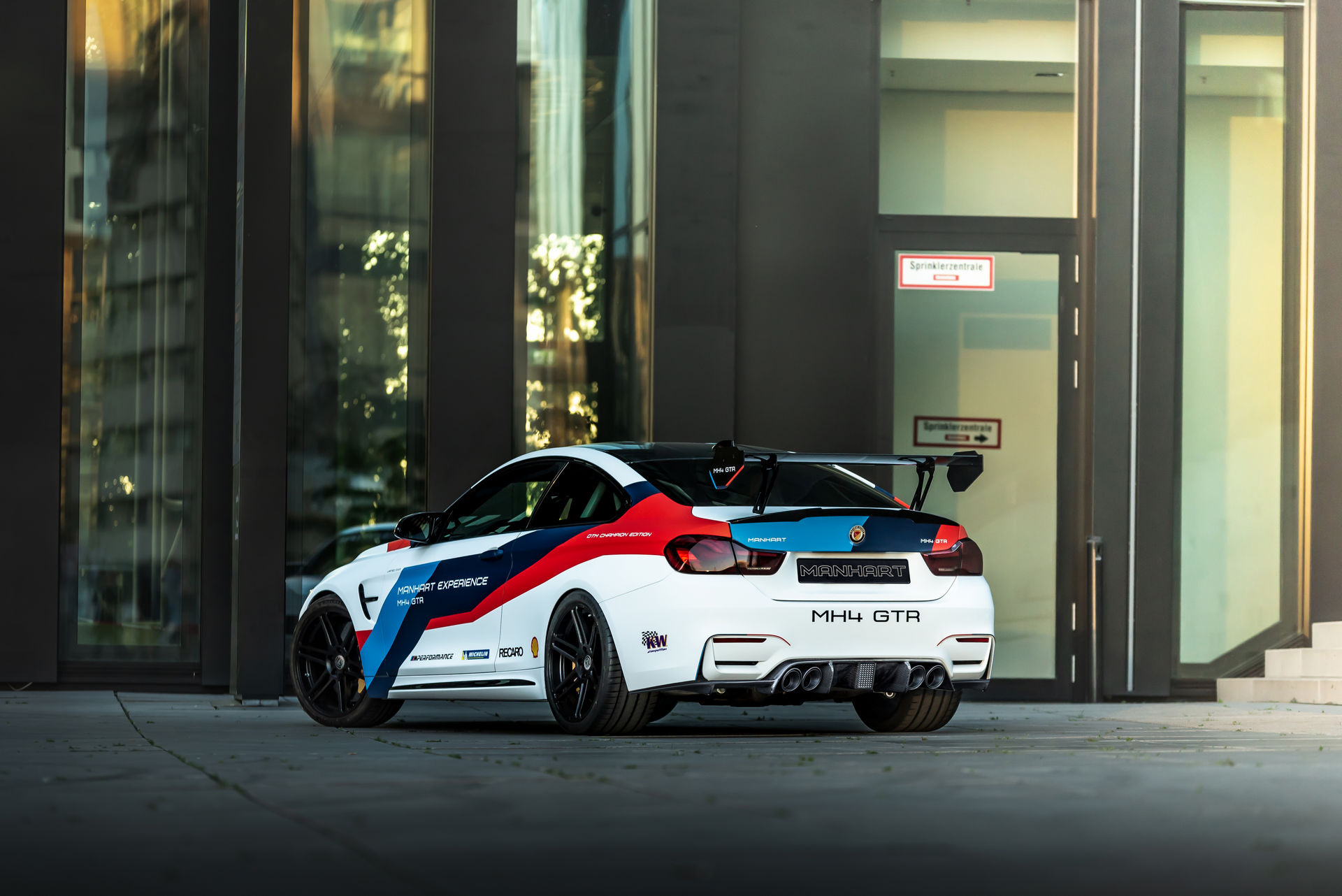 Manhart’s 698 HP MH4 GTR Is Based On The Limited-Run M4 DTM Champion Edition