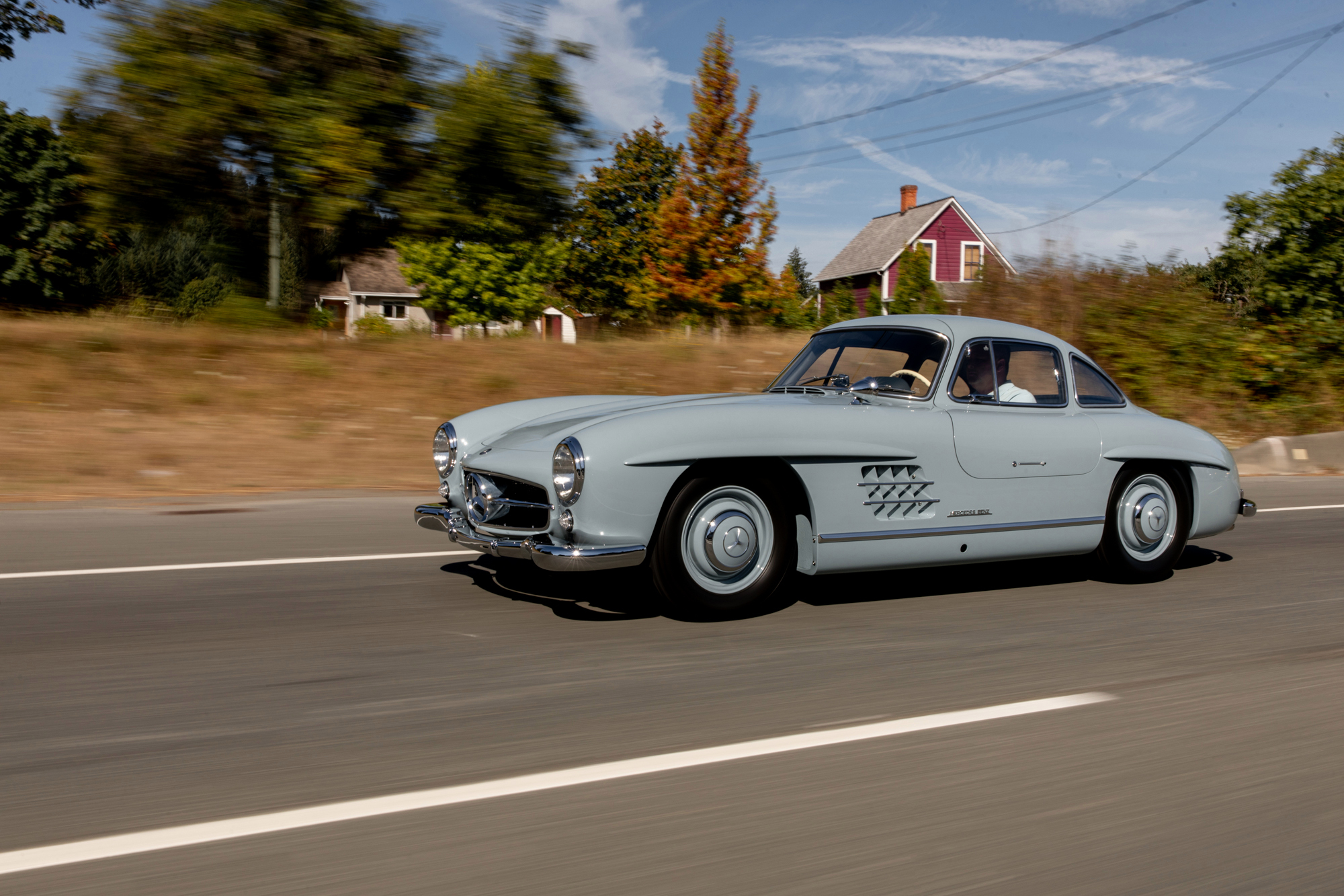 1957 Mercedes-Benz 300SL Gullwing Auction Attracts Bids Of Over $1 Million And Climbing