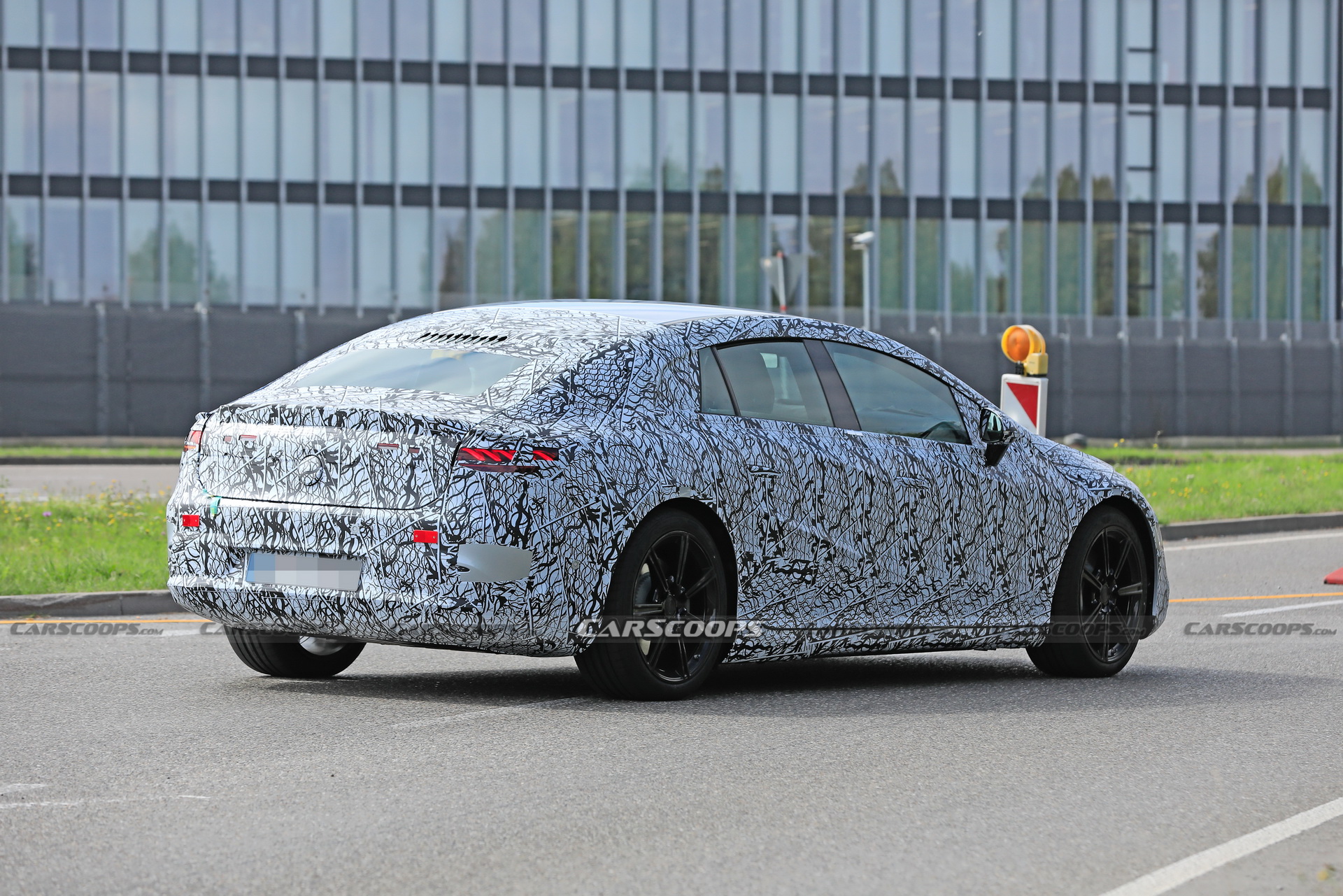 2021 Mercedes-Benz EQS Interior Looks Very Similar To The New S-Class