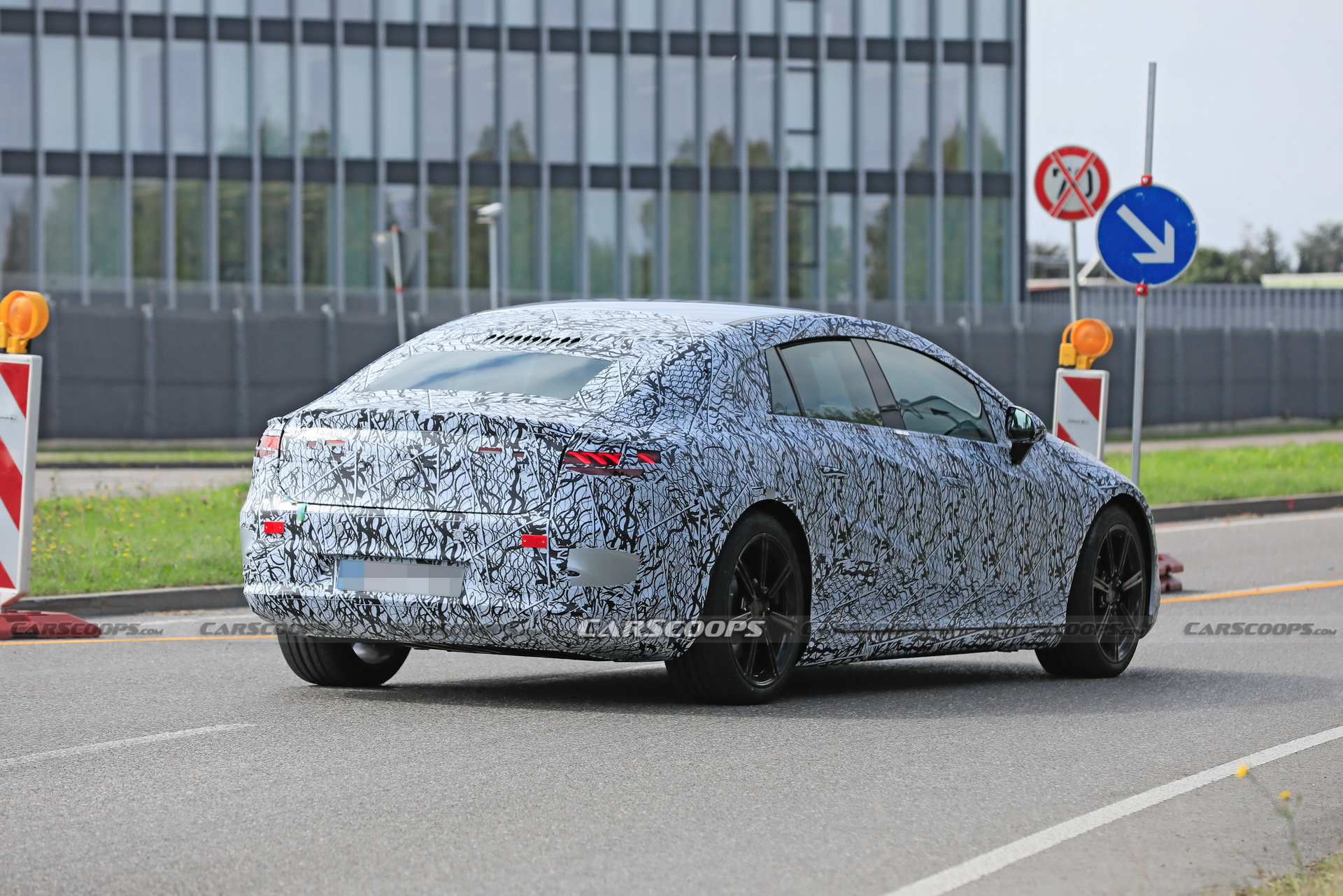 2021 Mercedes-Benz EQS Interior Looks Very Similar To The New S-Class