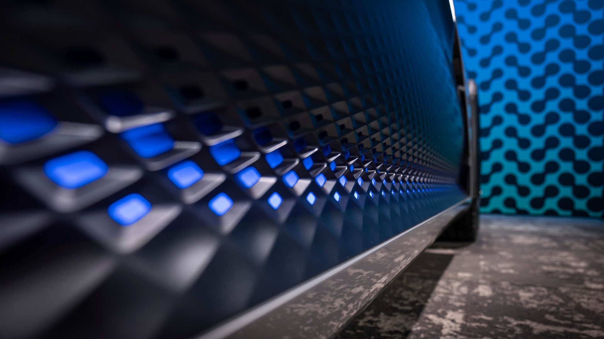 New Mercedes-Benz GenH2 Fuel-Cell Semi Concept Previews Production Model Coming Soon