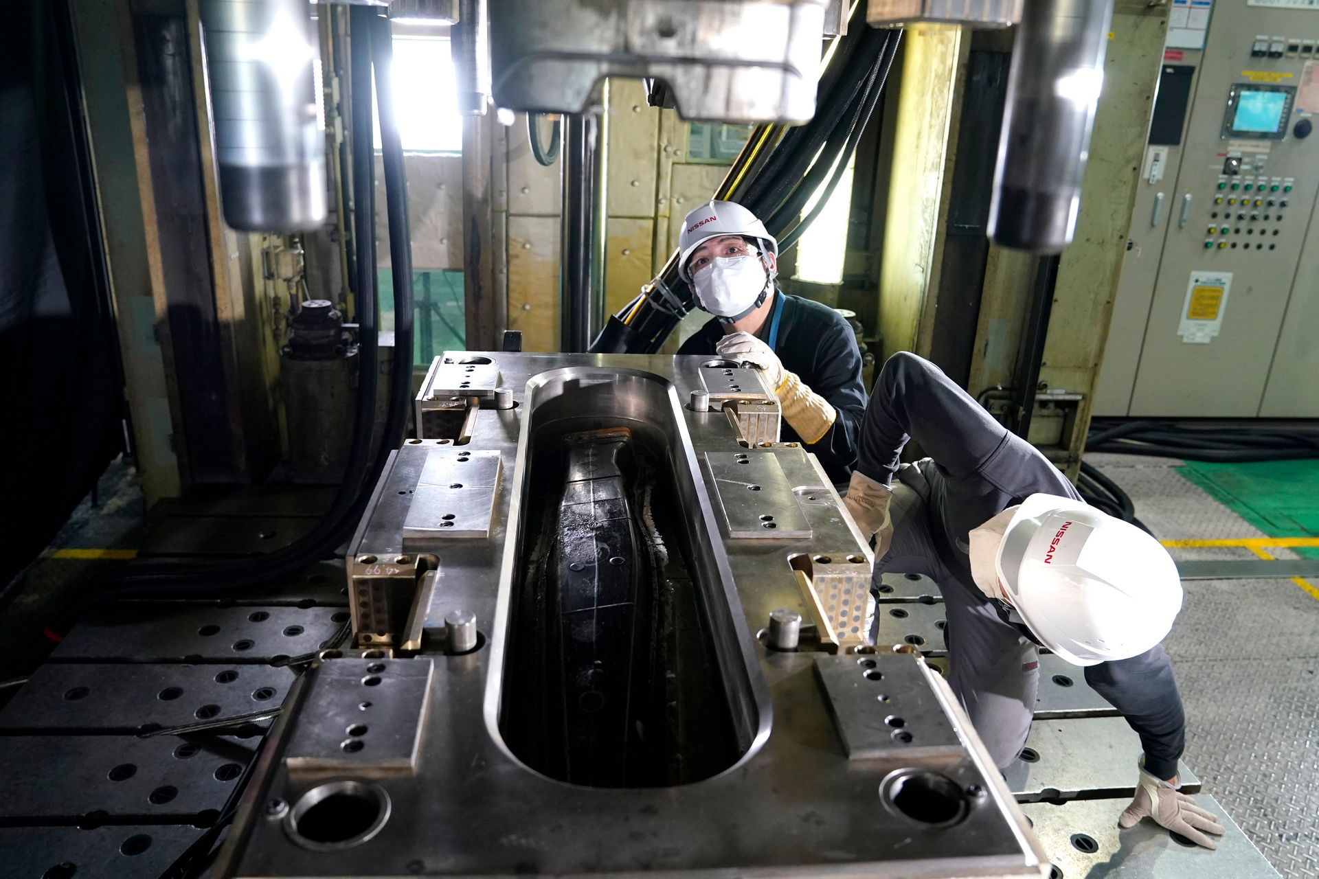 Nissan Says It’s Made A Carbon Fiber Breakthrough For Mass-Market Cars