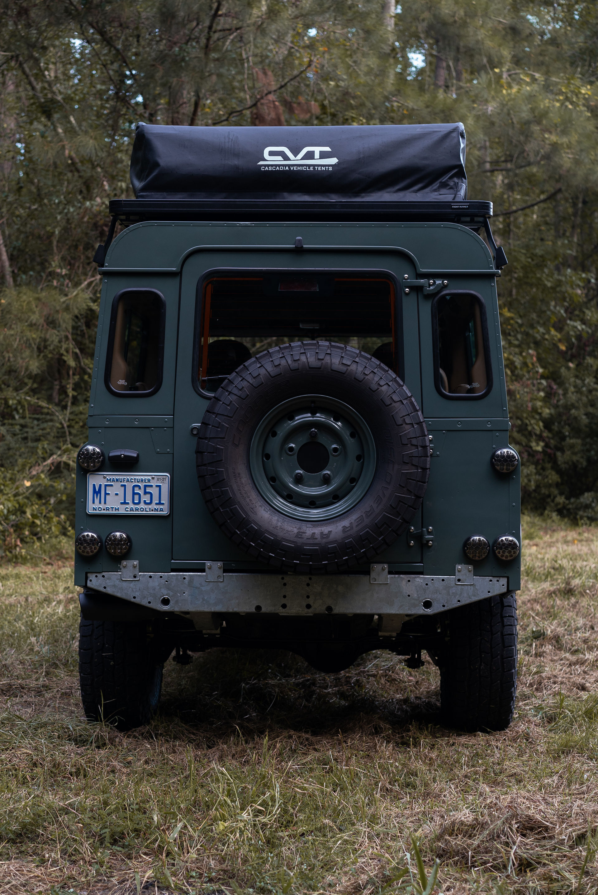 Osprey Unveils Classic Land Rover Defender With A 6.2-Liter V8