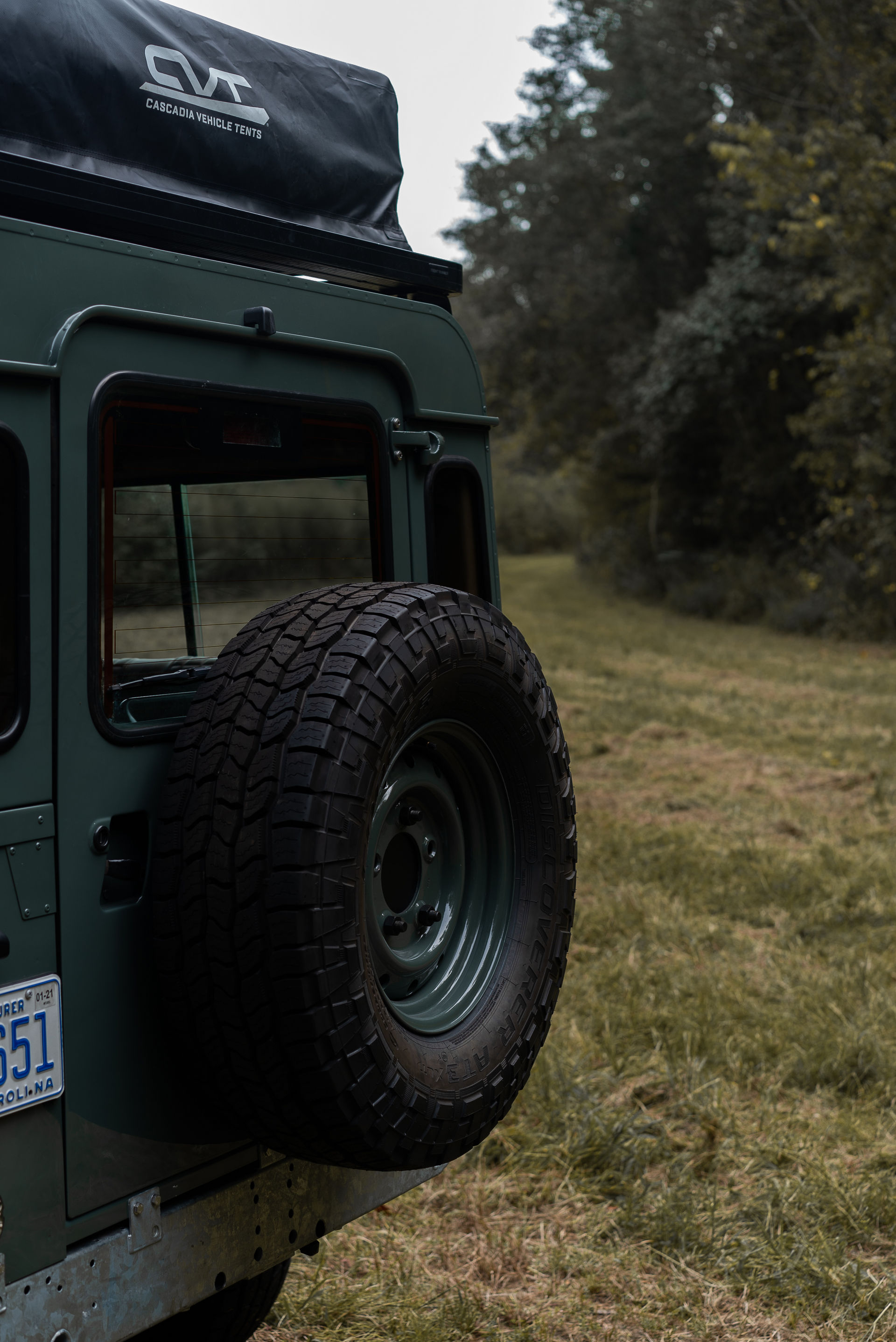 Osprey Unveils Classic Land Rover Defender With A 6.2-Liter V8
