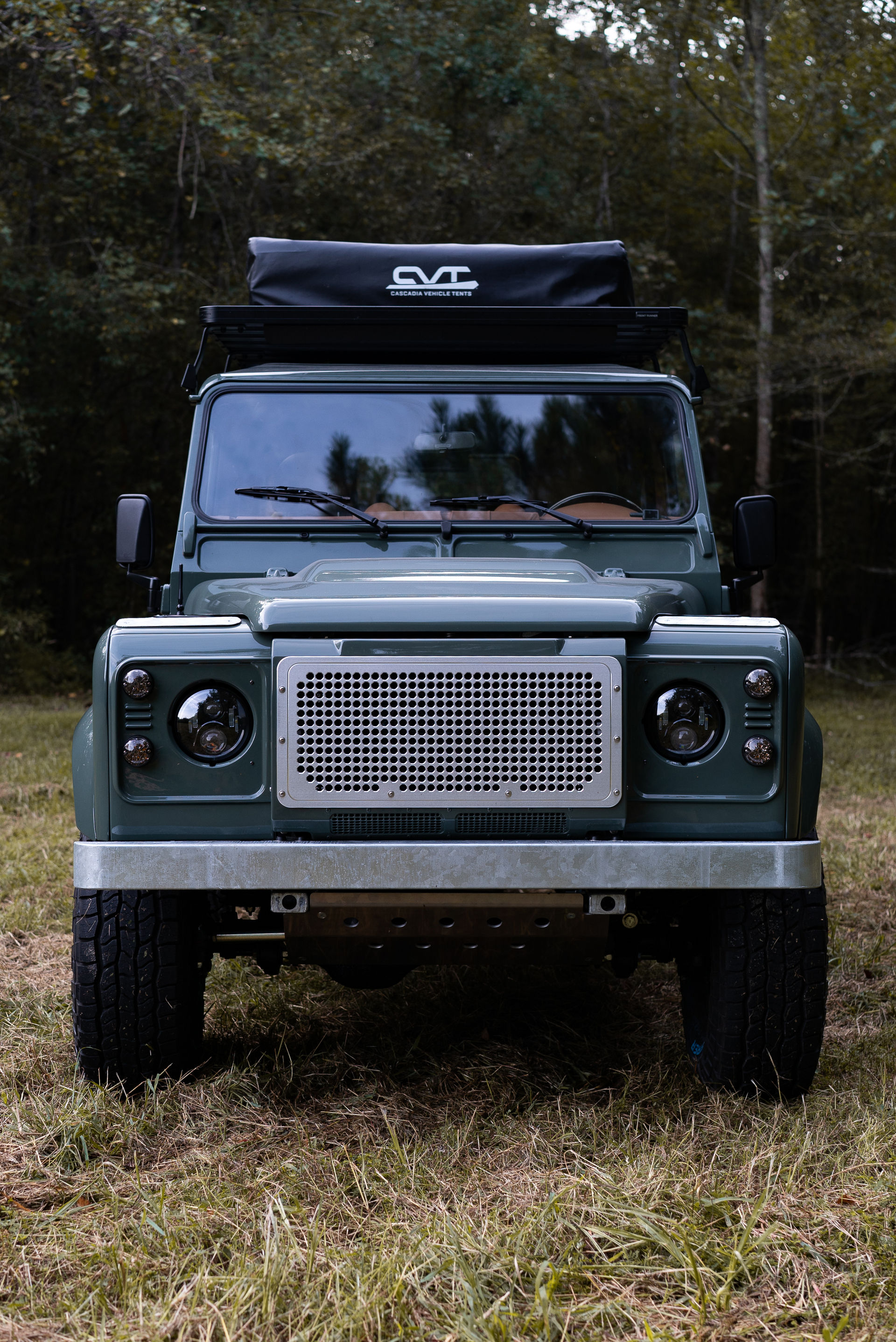 Osprey Unveils Classic Land Rover Defender With A 6.2-Liter V8