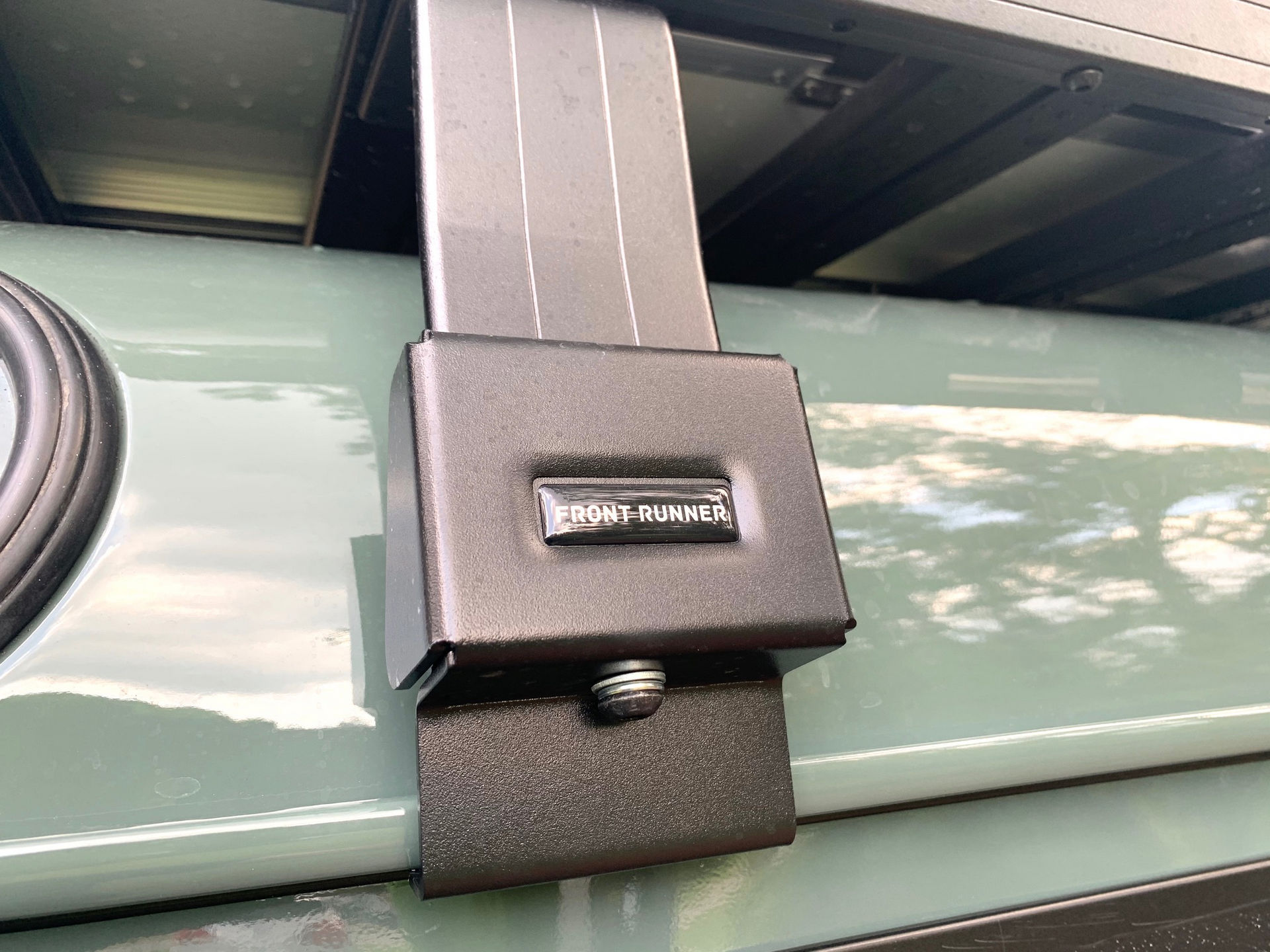 Osprey Unveils Classic Land Rover Defender With A 6.2-Liter V8