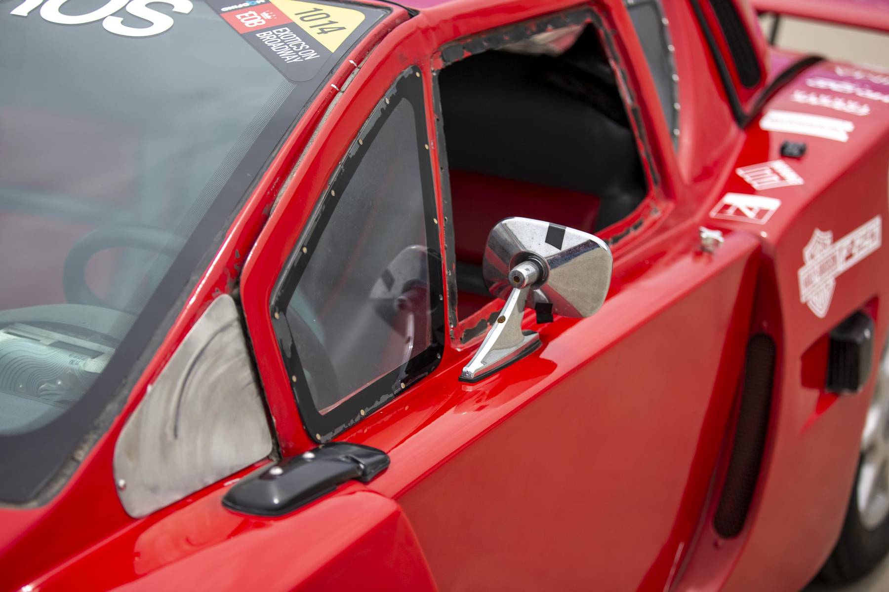 Cover Your Eyes Kids, A Confused Pontiac Fiero Is Masquerading As A Ferrari Enzo