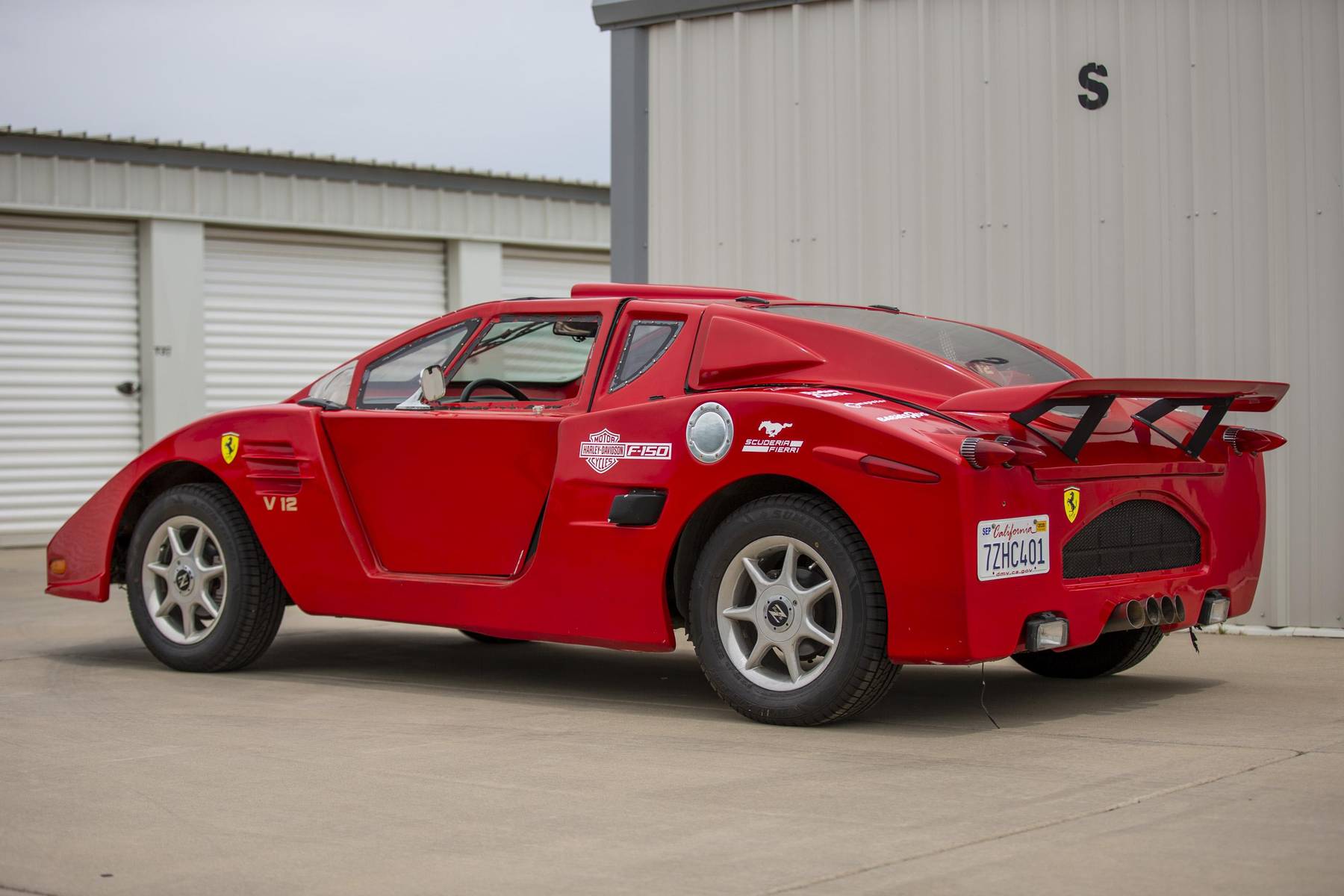 Cover Your Eyes Kids, A Confused Pontiac Fiero Is Masquerading As A Ferrari Enzo