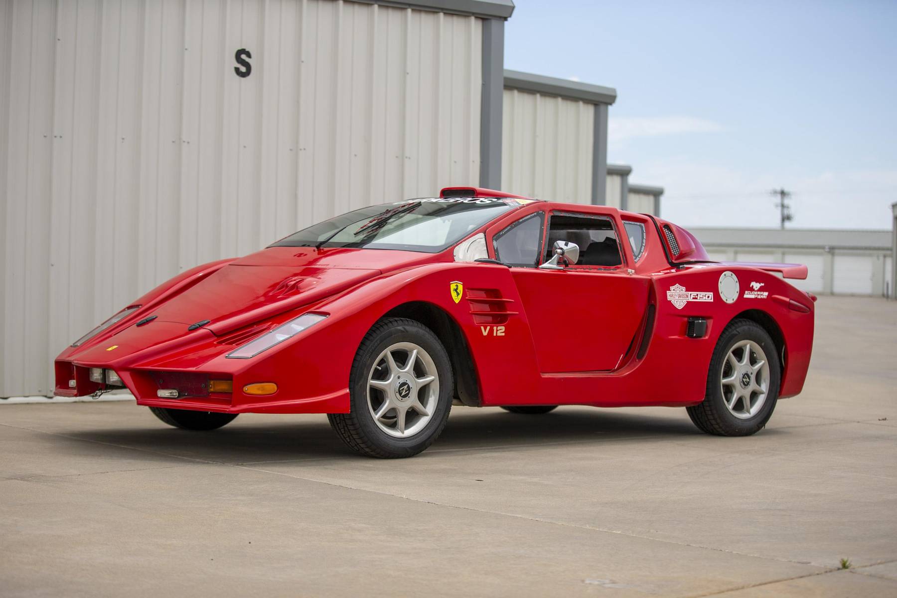 Cover Your Eyes Kids, A Confused Pontiac Fiero Is Masquerading As A Ferrari Enzo