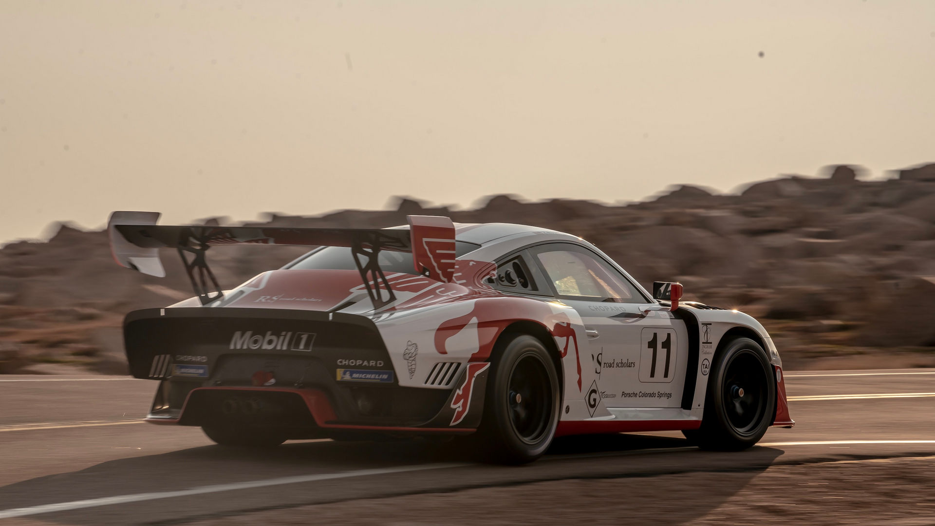 Watch The Rad Porsche 935 Tackle The Pikes Peak Hill International Climb