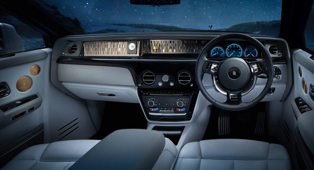  Rolls-Royce Says It Is Prioritizing Luxury Over Technology