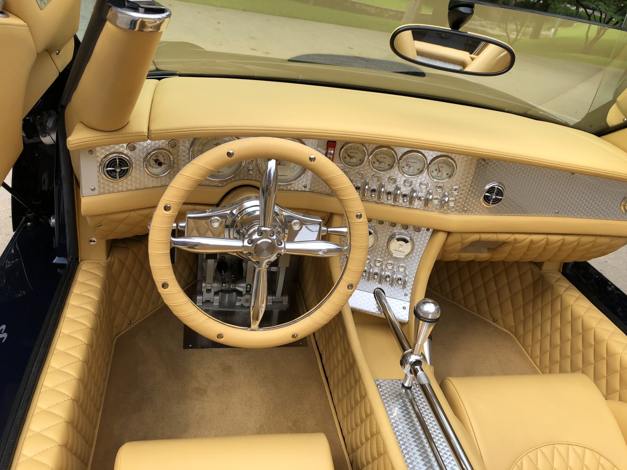 The 2006 Spyker C8 Spyder Is Still A Real Eye-Catcher