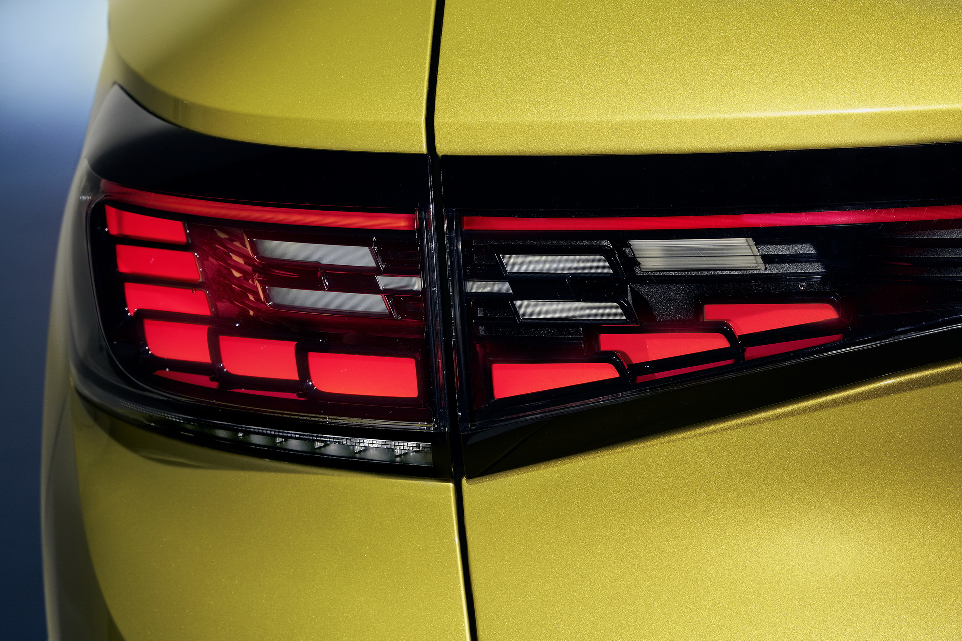 New VW ID.4 Electric SUV Owners To Get 3 Years Of Free Charging In The U.S.