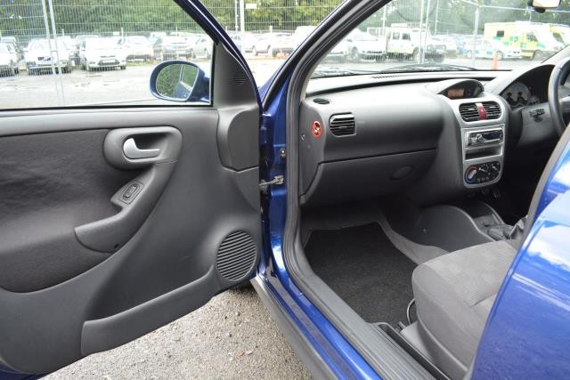 Vauxhall Heritage Is Cleaning House And Auctioning 11 Vehicles