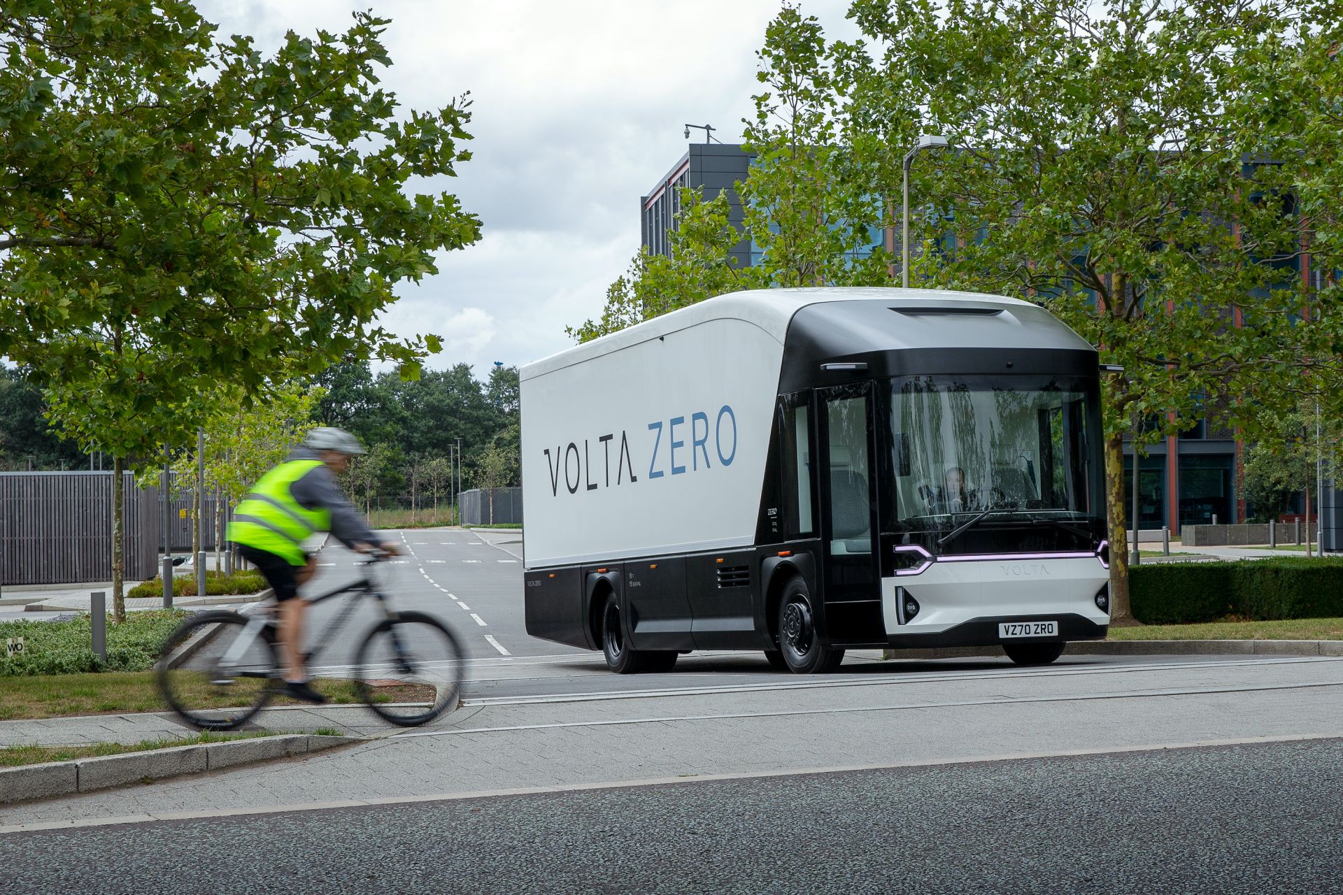 Volta Zero Is A 16-Tonne Electric Truck With A Central Driving Position