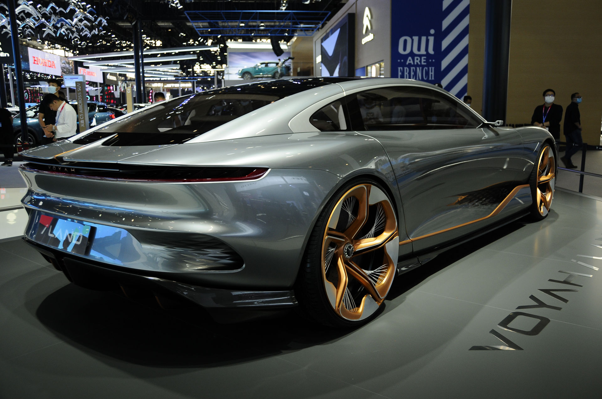 The Voyah i-Land Concept Might Be The Best-Looking Car In Beijing