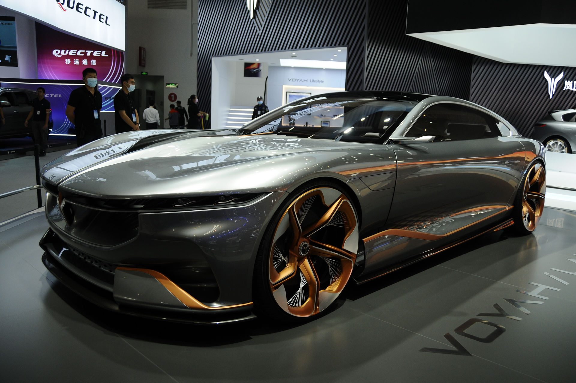 The Voyah i-Land Concept Might Be The Best-Looking Car In Beijing