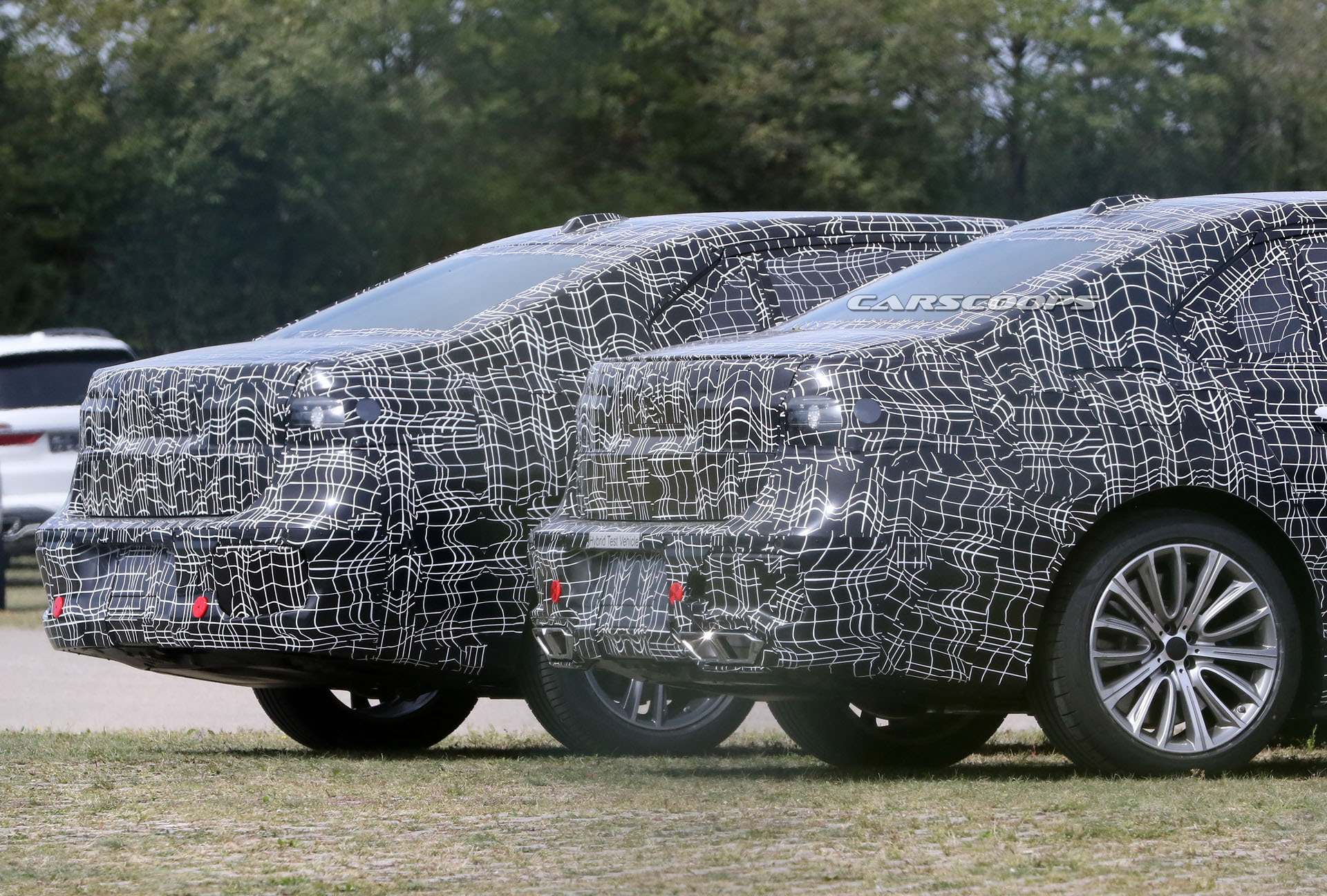 BMW Begins Testing i7 And 2022 7-Series PHEV Prototypes