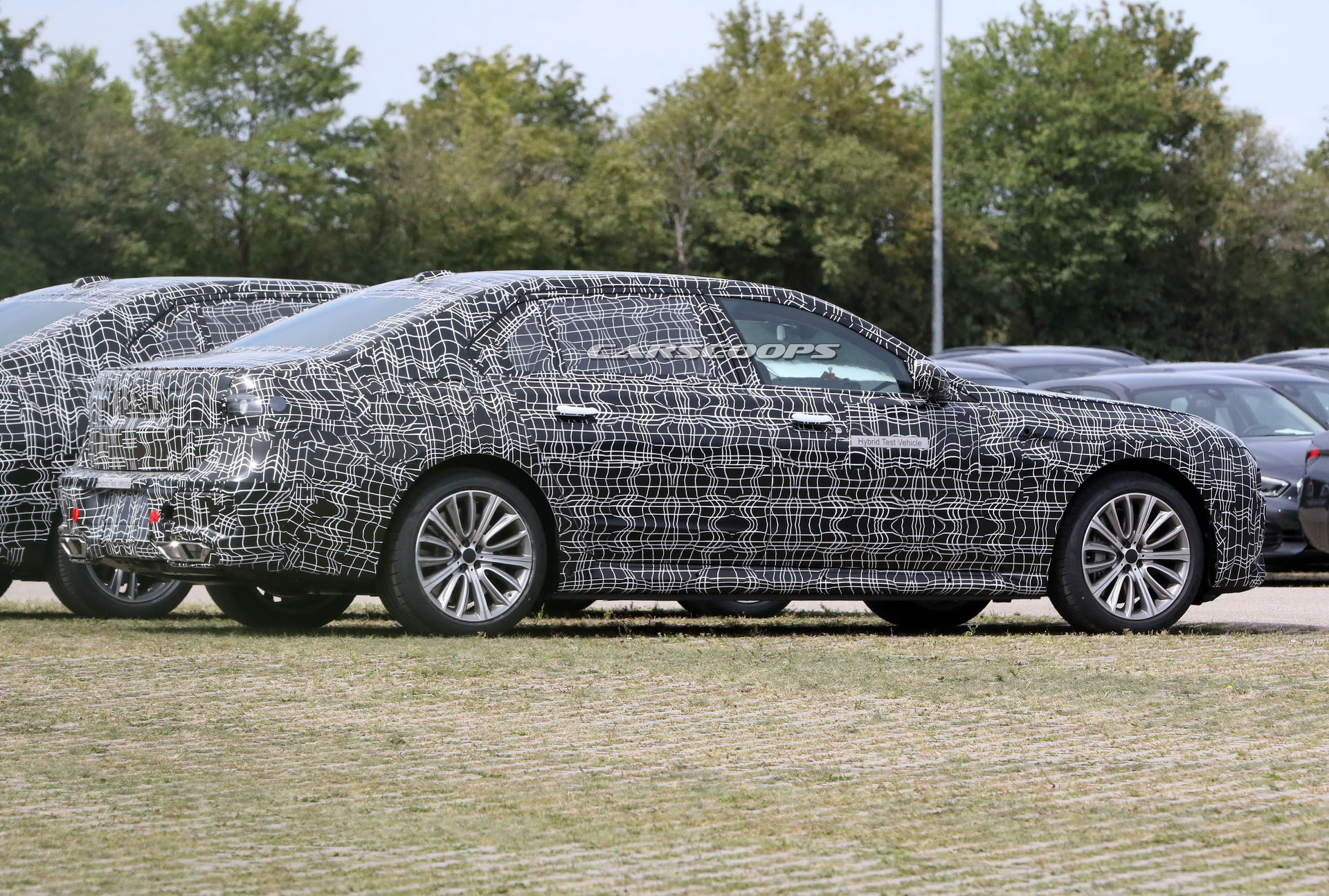 BMW Begins Testing i7 And 2022 7-Series PHEV Prototypes