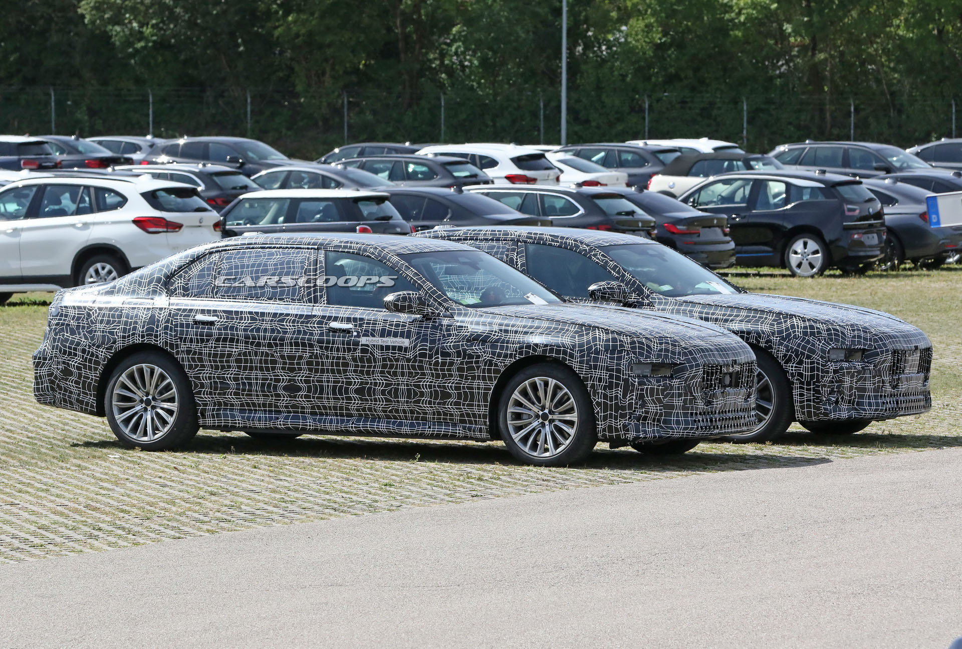 BMW Begins Testing i7 And 2022 7-Series PHEV Prototypes