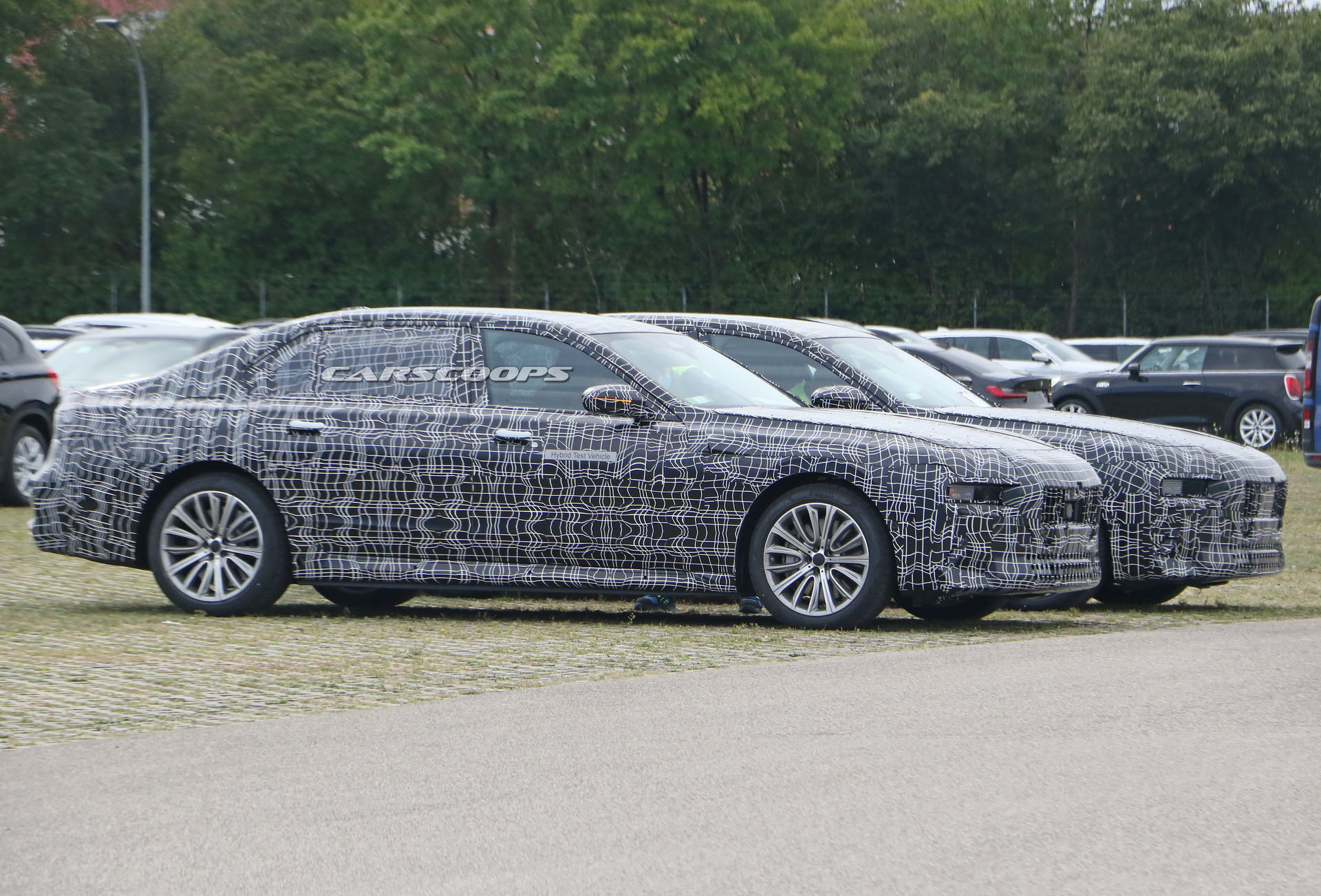 BMW Begins Testing i7 And 2022 7-Series PHEV Prototypes