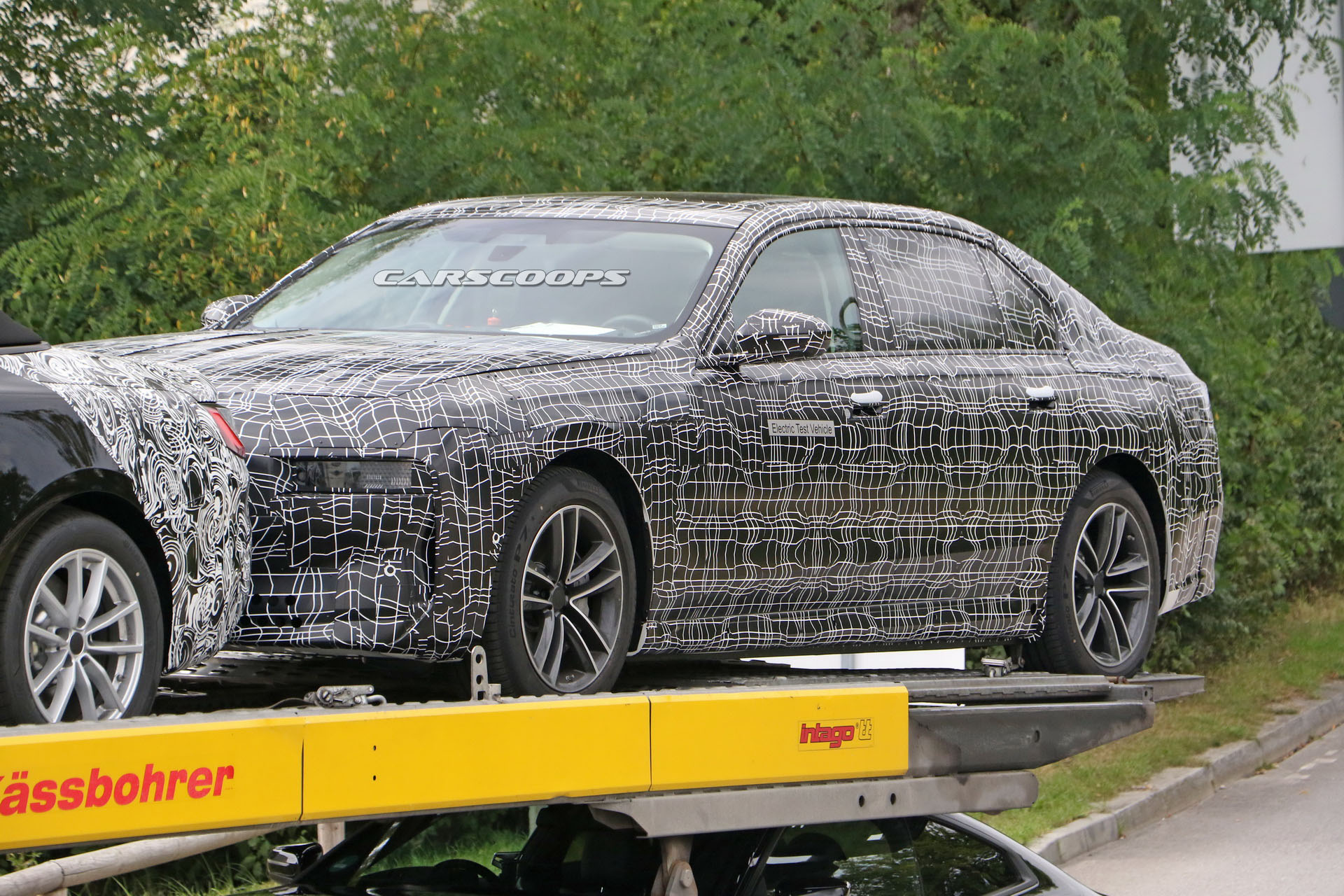 2023 BMW i7 To Have 536 HP And 300+ Mile Range?