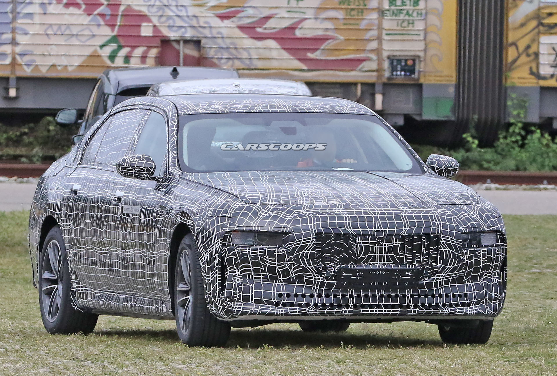 2023 BMW i7 To Have 536 HP And 300+ Mile Range?