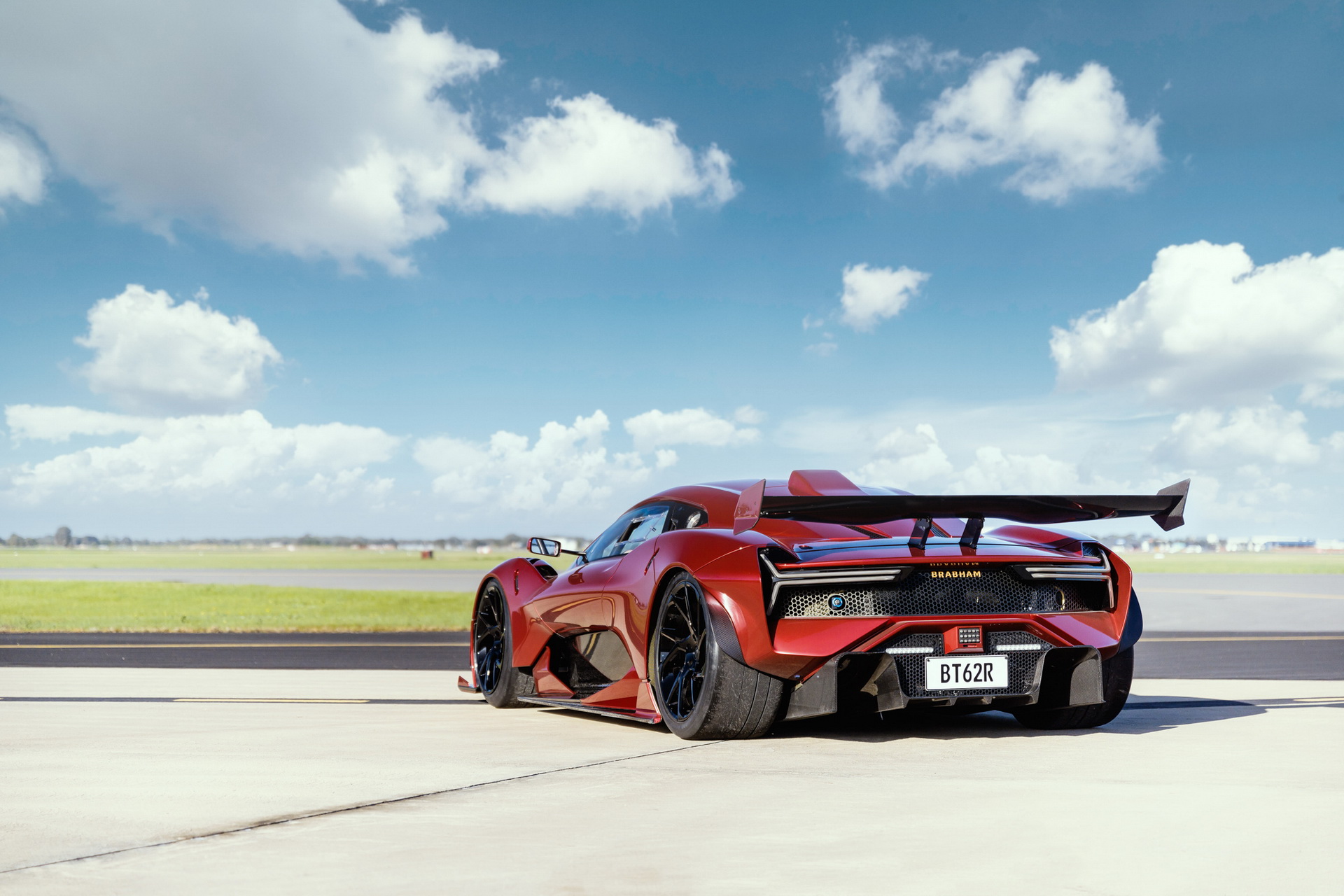 Brabham Unveils 700 HP BT62R Monster And It’s Road Legal