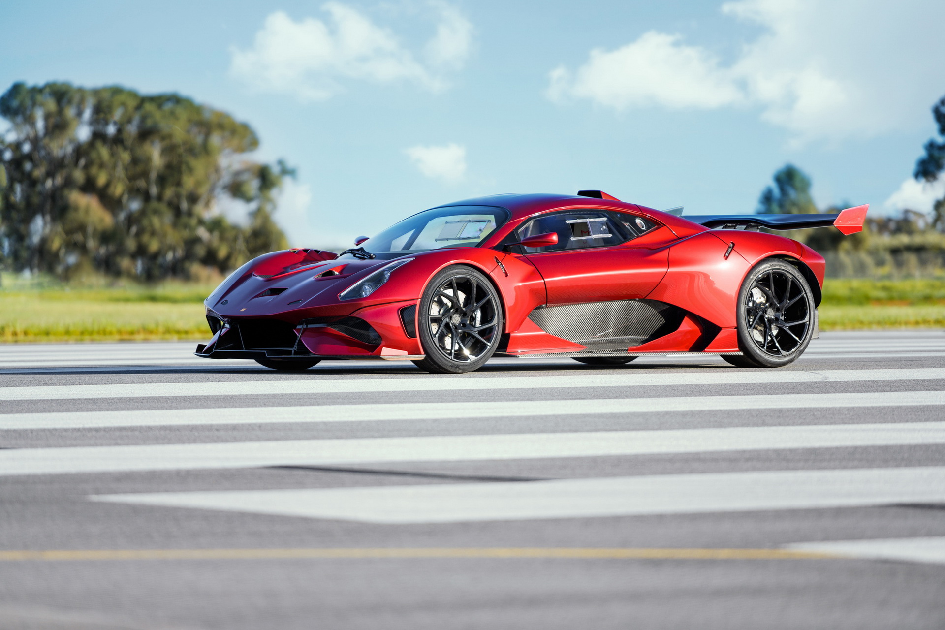 Brabham Unveils 700 HP BT62R Monster And It’s Road Legal