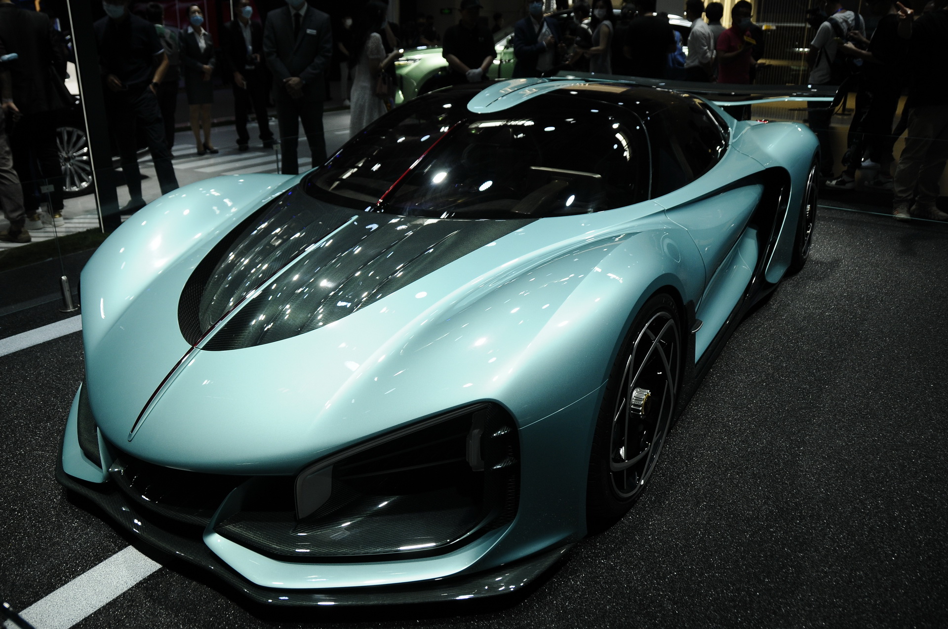 1,400 HP Hongqi S9 Hybrid Hypercar Concept Drops Jaws In Beijing