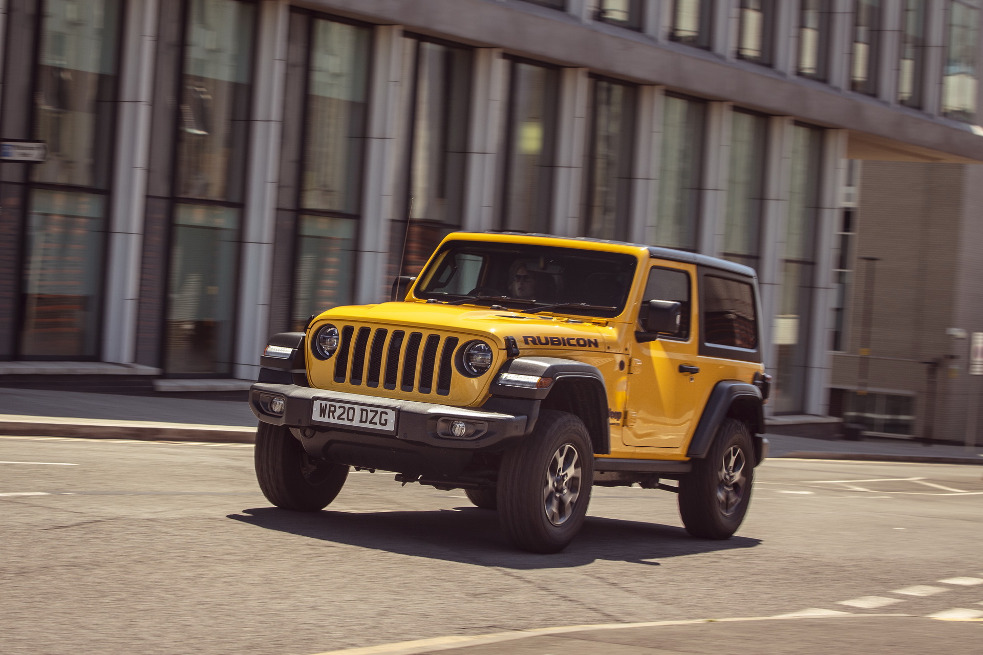Jeep Offers Free Vibrant Color Upgrades To UK Wrangler Buyers In Order To Lift Spirits