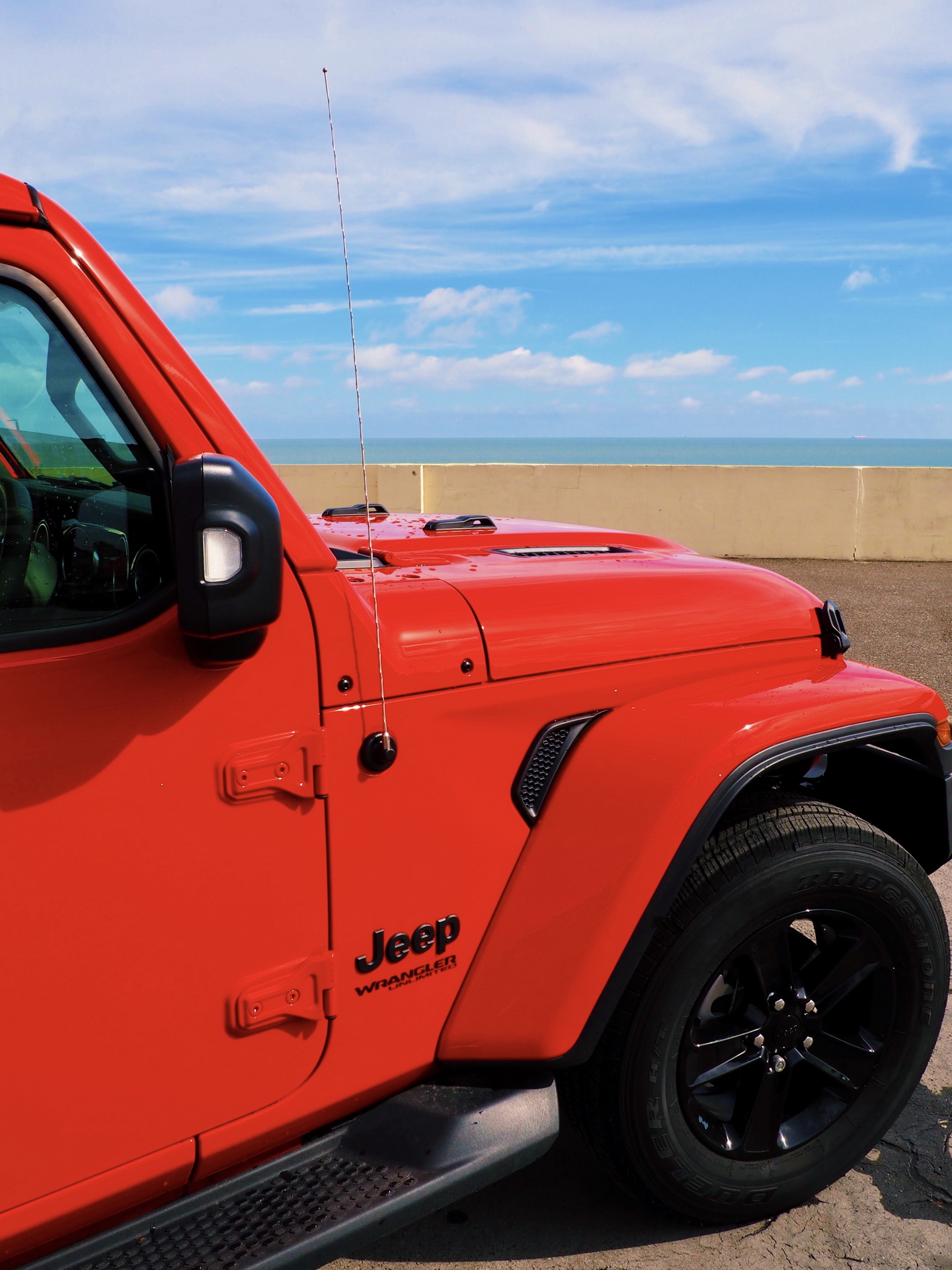 Jeep Offers Free Vibrant Color Upgrades To UK Wrangler Buyers In Order To Lift Spirits