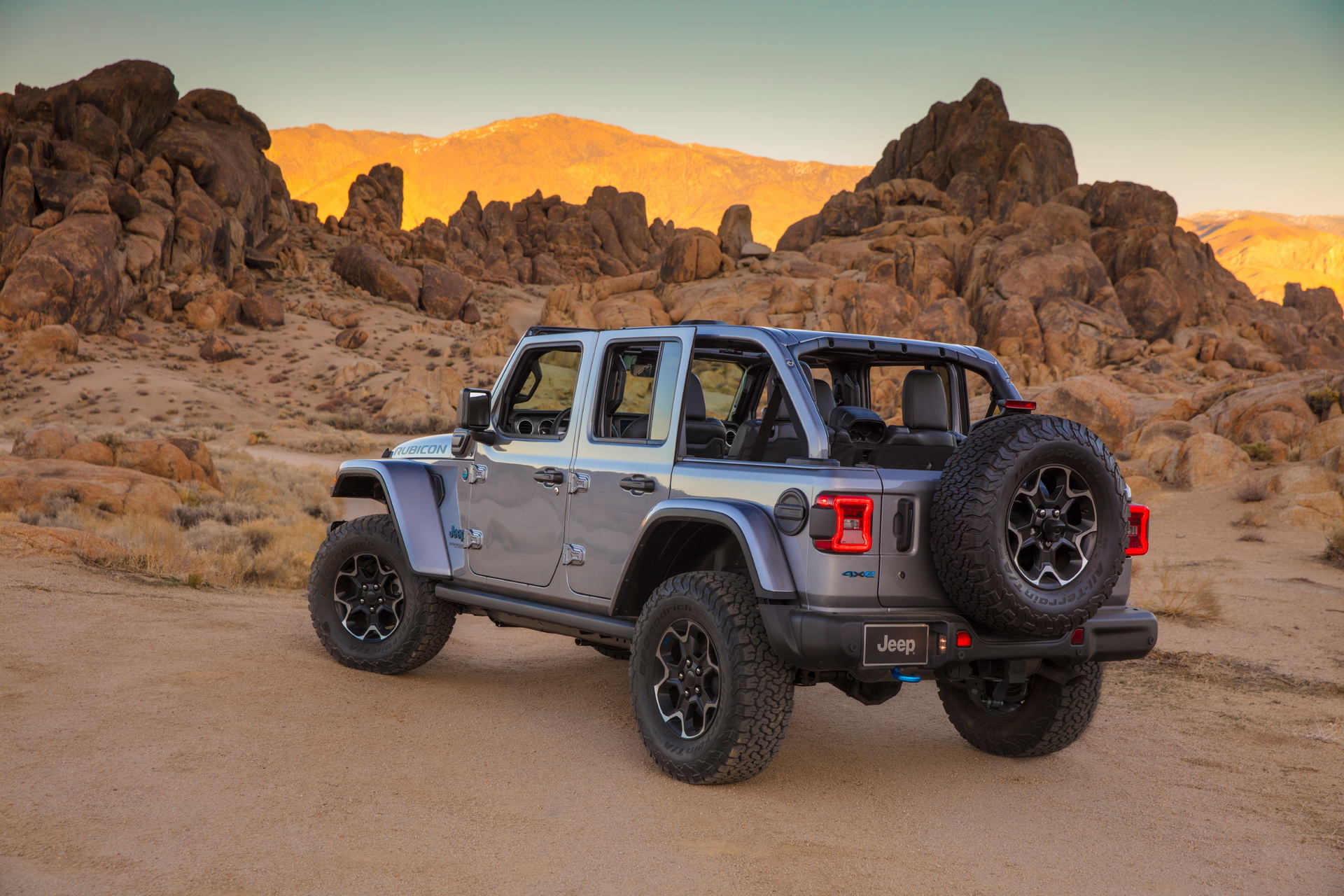Jeep Wields The Words Of Carl Sagan To Promote Wrangler 4xe PHEV
