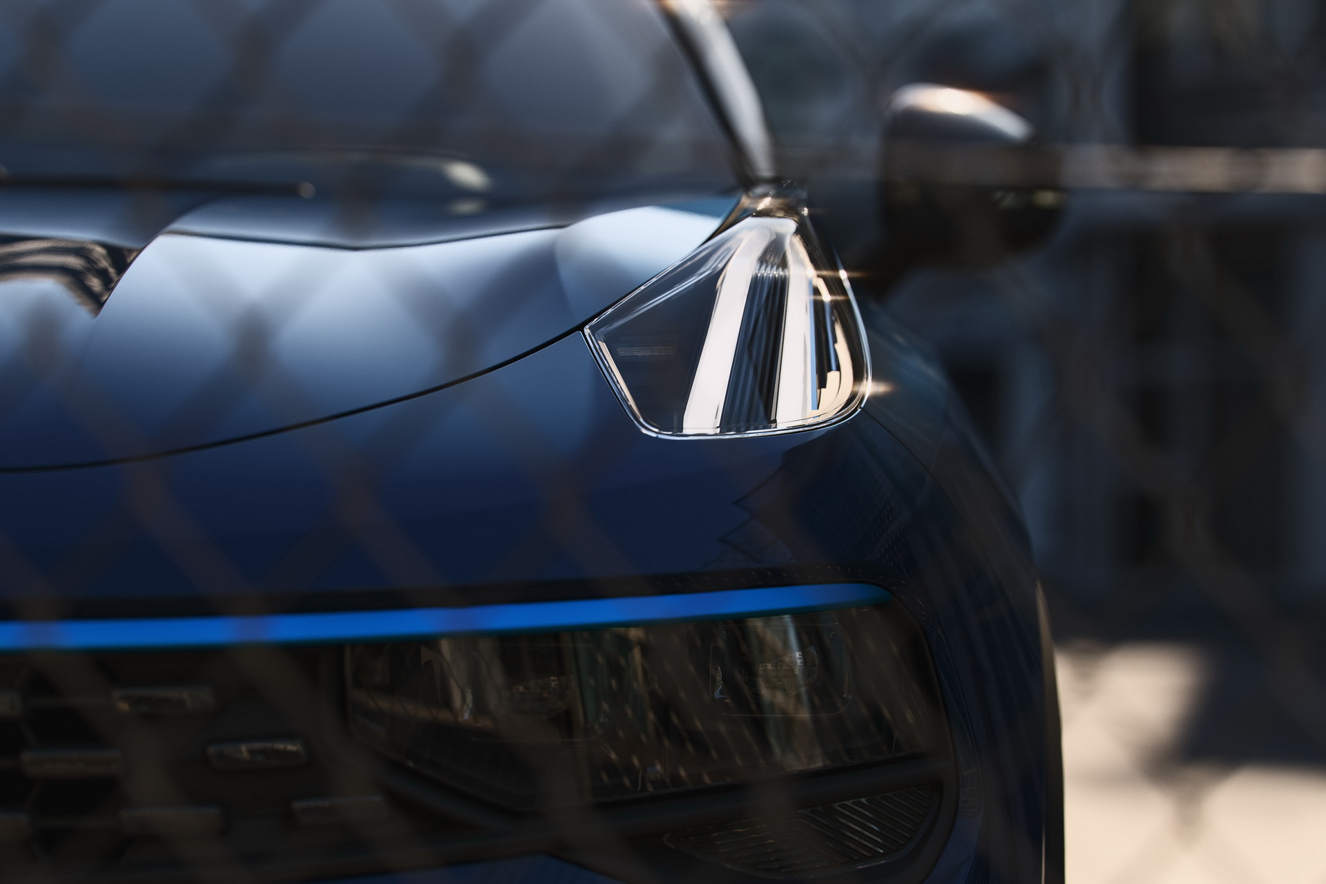 Lynk & Co European Debut Centered On 01 Model And Mobility Membership