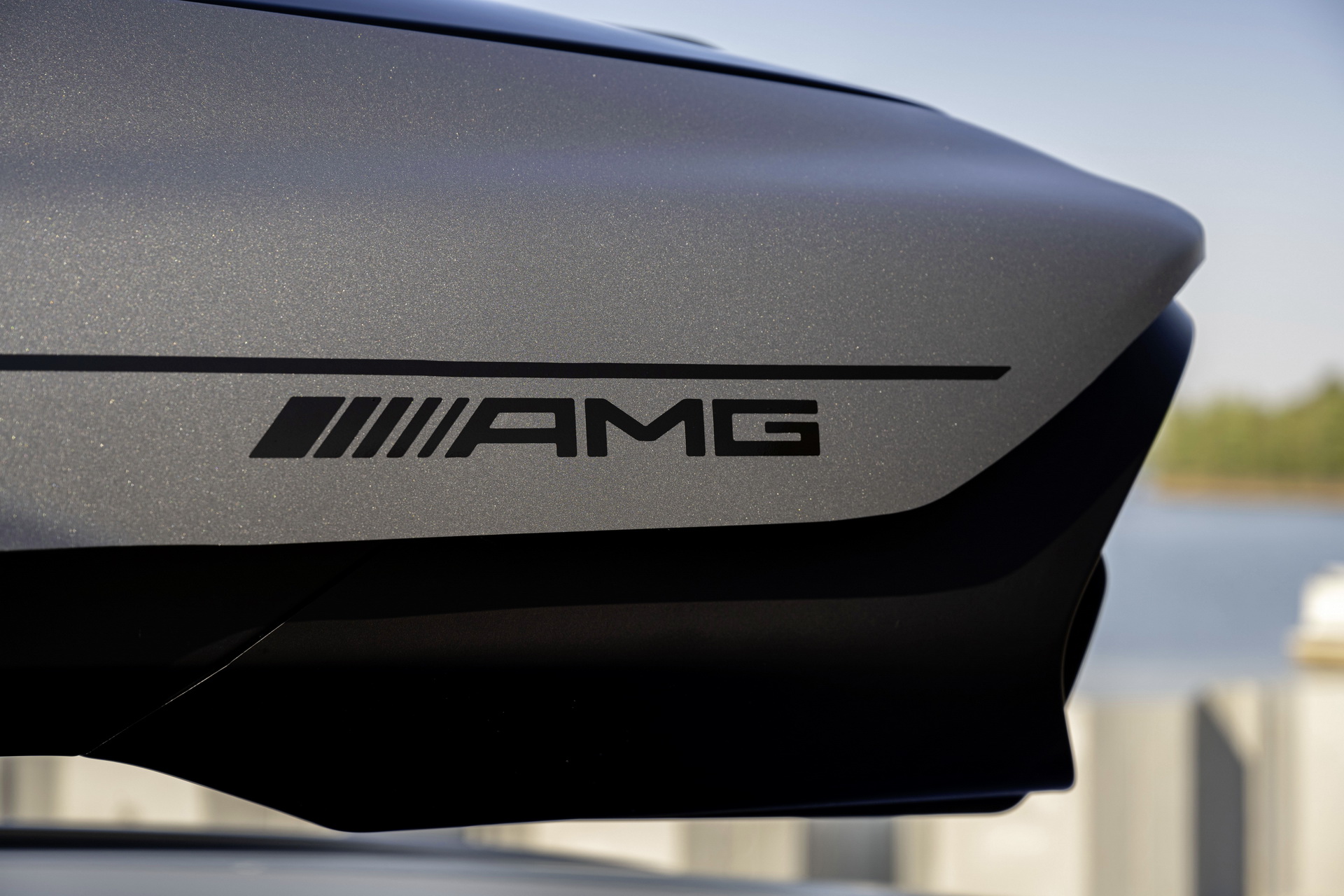 Mercedes-AMG Cars Now More Road Trip Friendly Thanks To New Roof Box