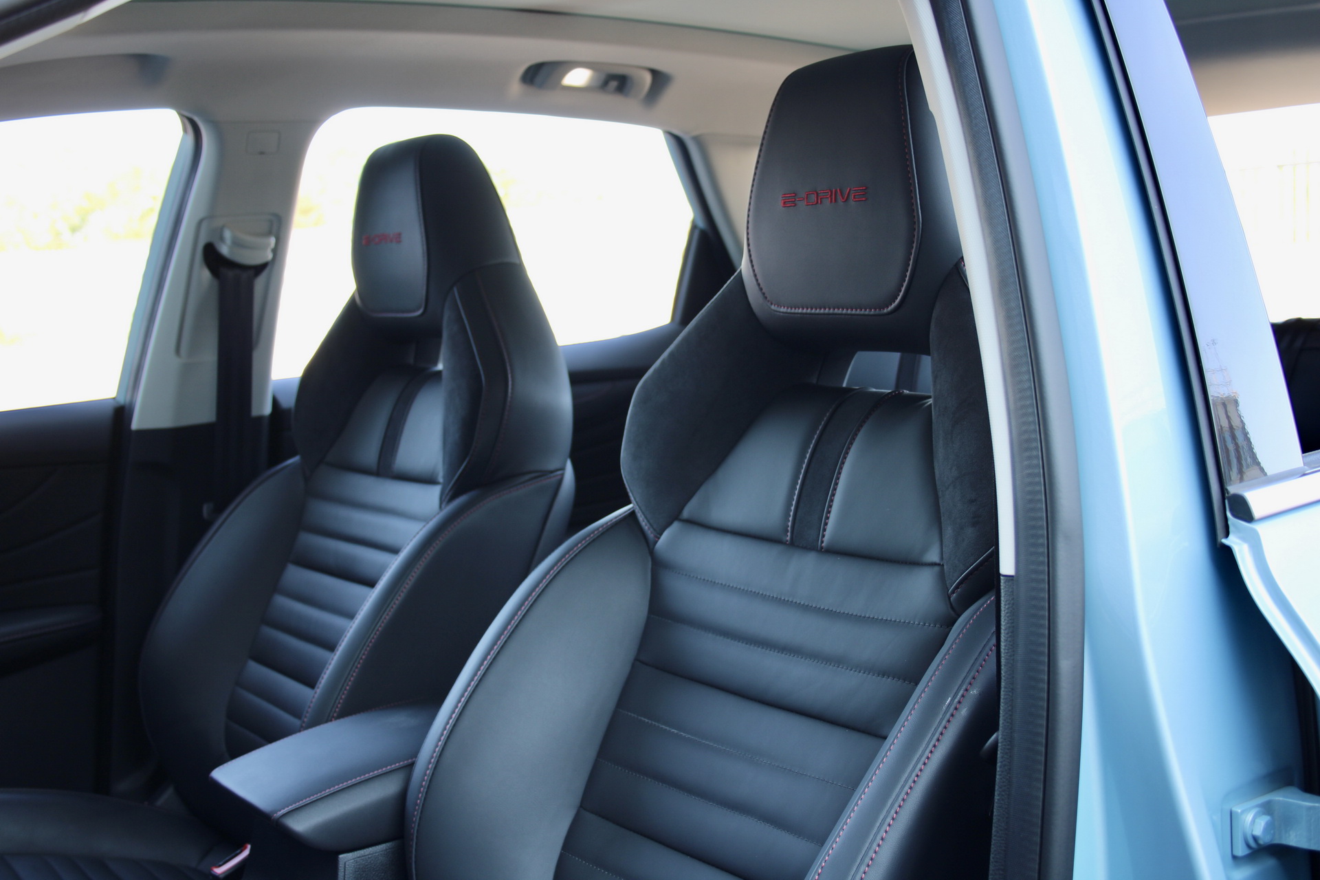 MG Unveils HS Plug-In Hybrid SUV, Priced From £29,995