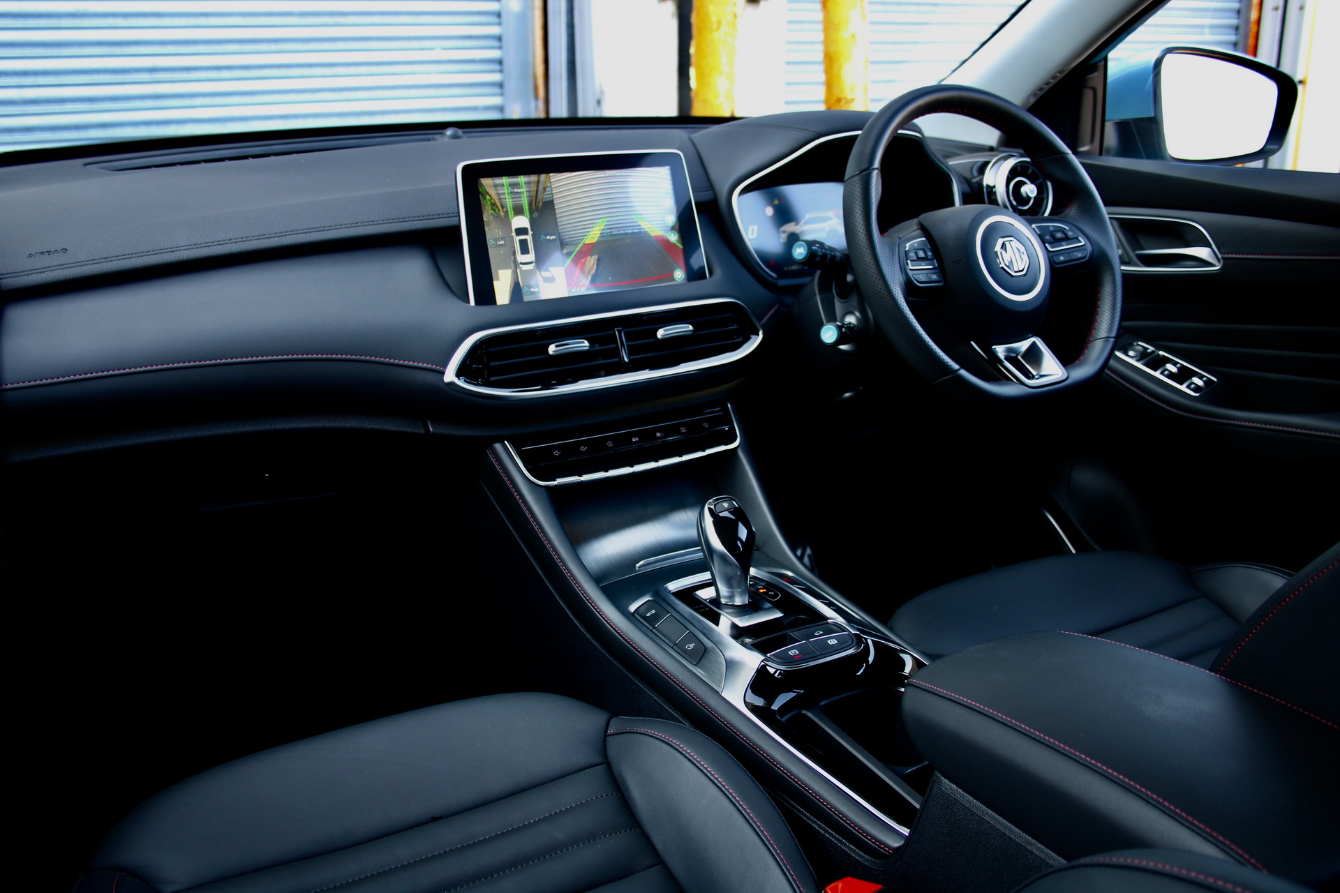 MG Unveils HS Plug-In Hybrid SUV, Priced From £29,995