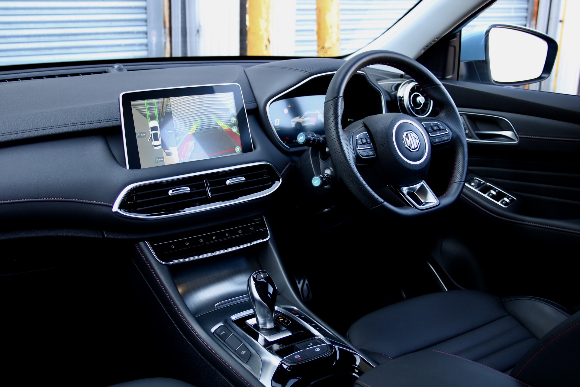 MG Unveils HS Plug-In Hybrid SUV, Priced From £29,995