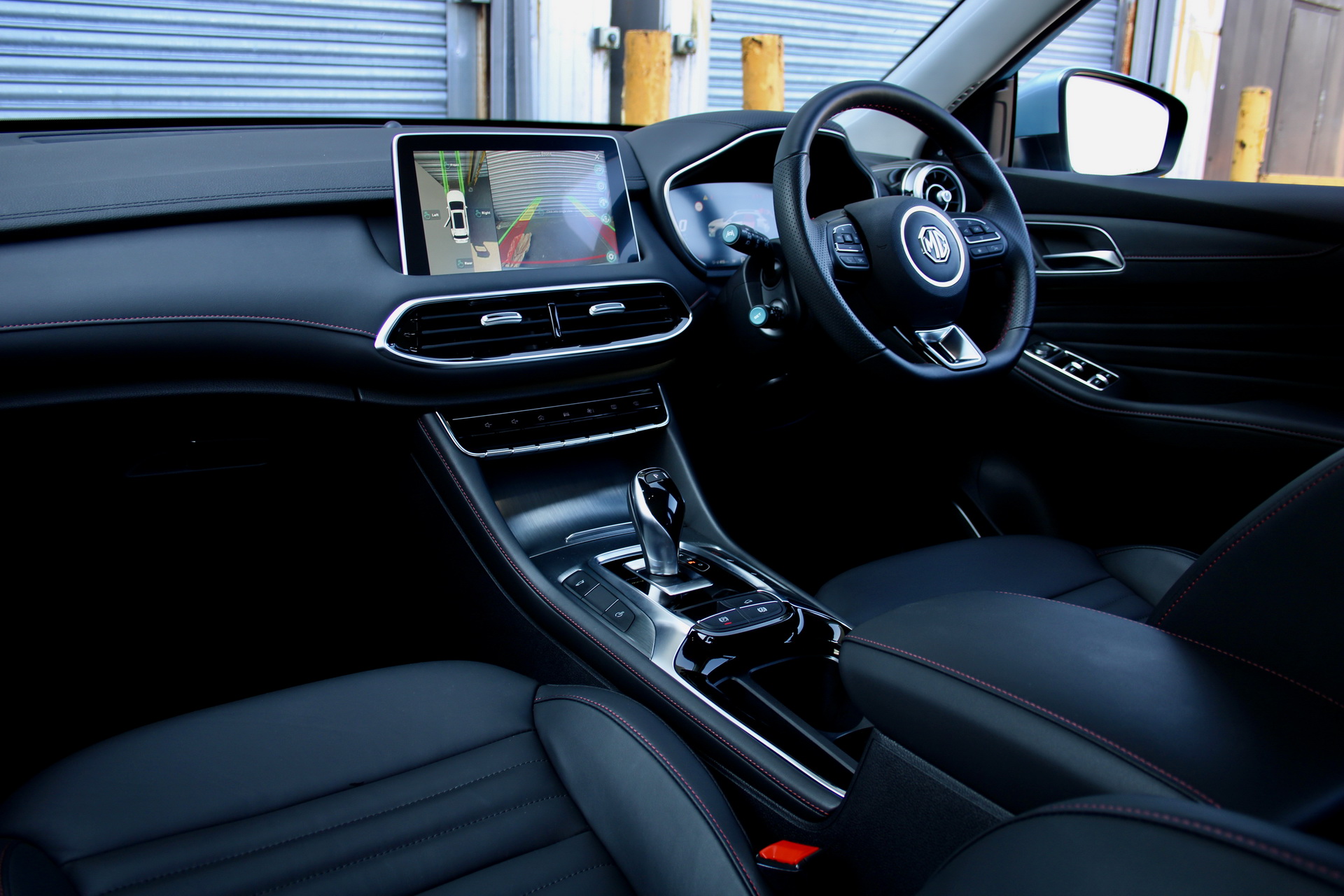 MG Unveils HS Plug-In Hybrid SUV, Priced From £29,995