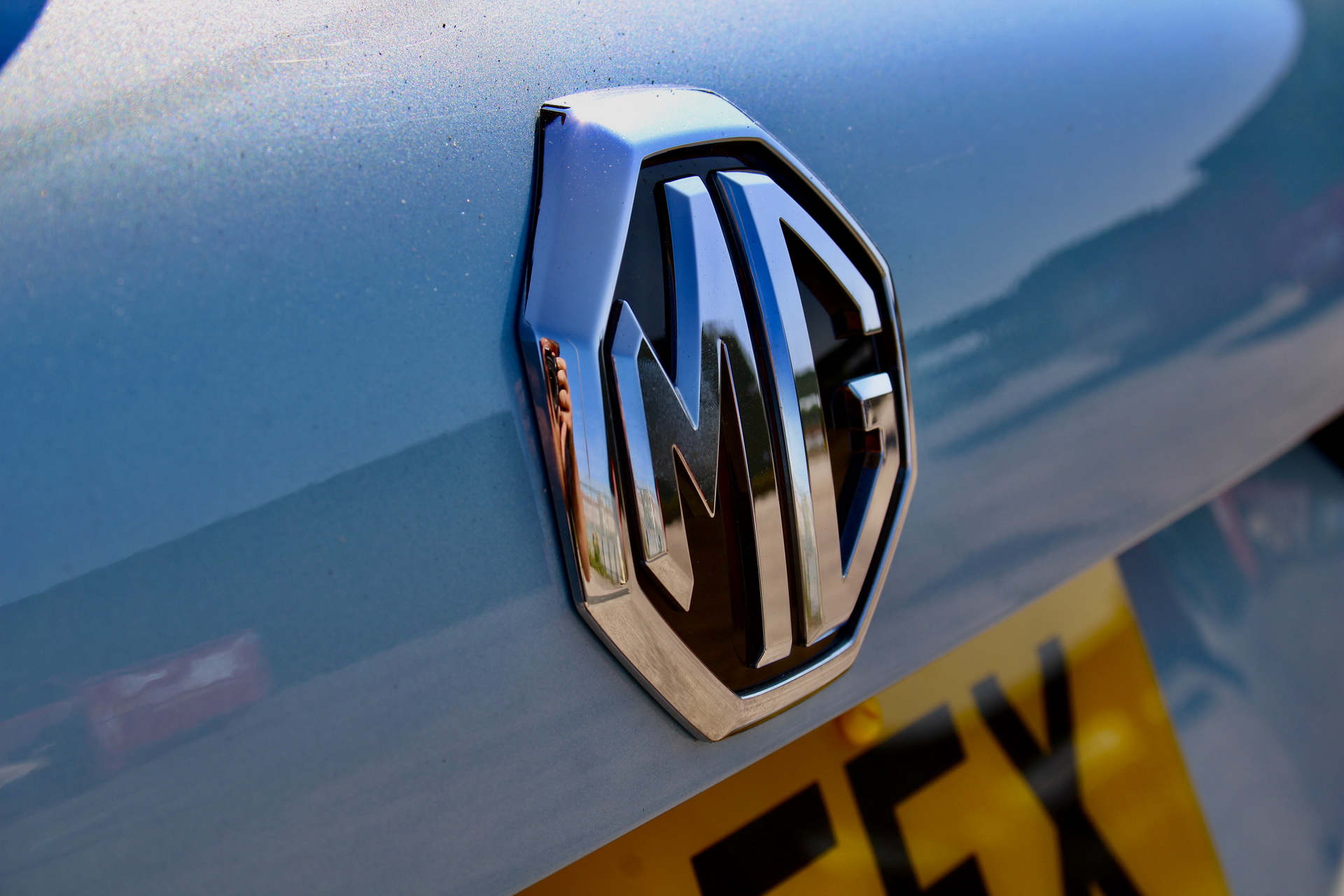 MG Unveils HS Plug-In Hybrid SUV, Priced From £29,995