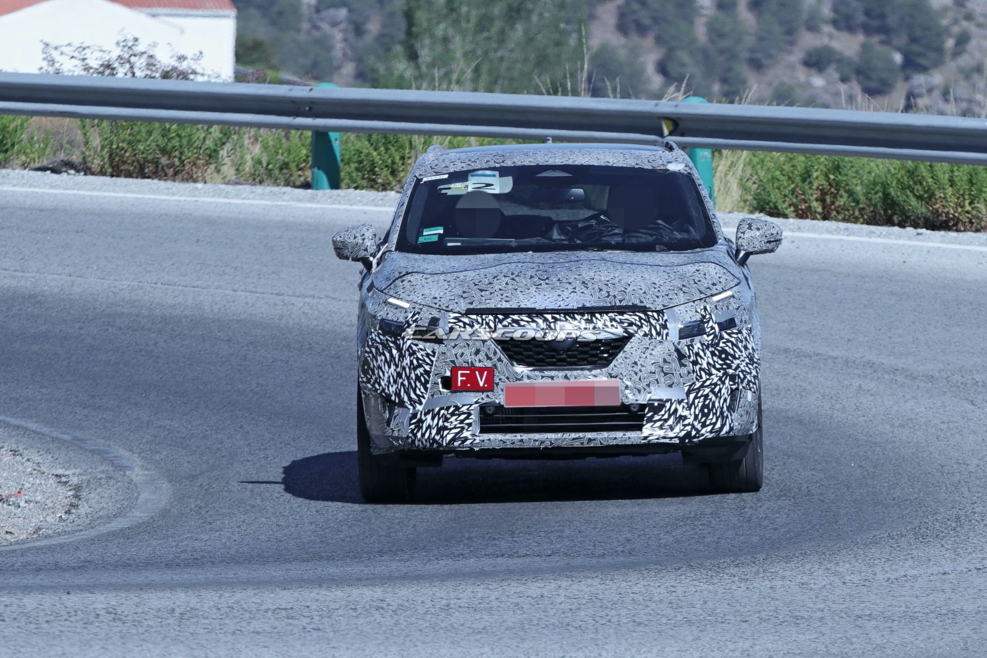 2021 Nissan Qashqai Production Pushed Back To Middle Of Next Year