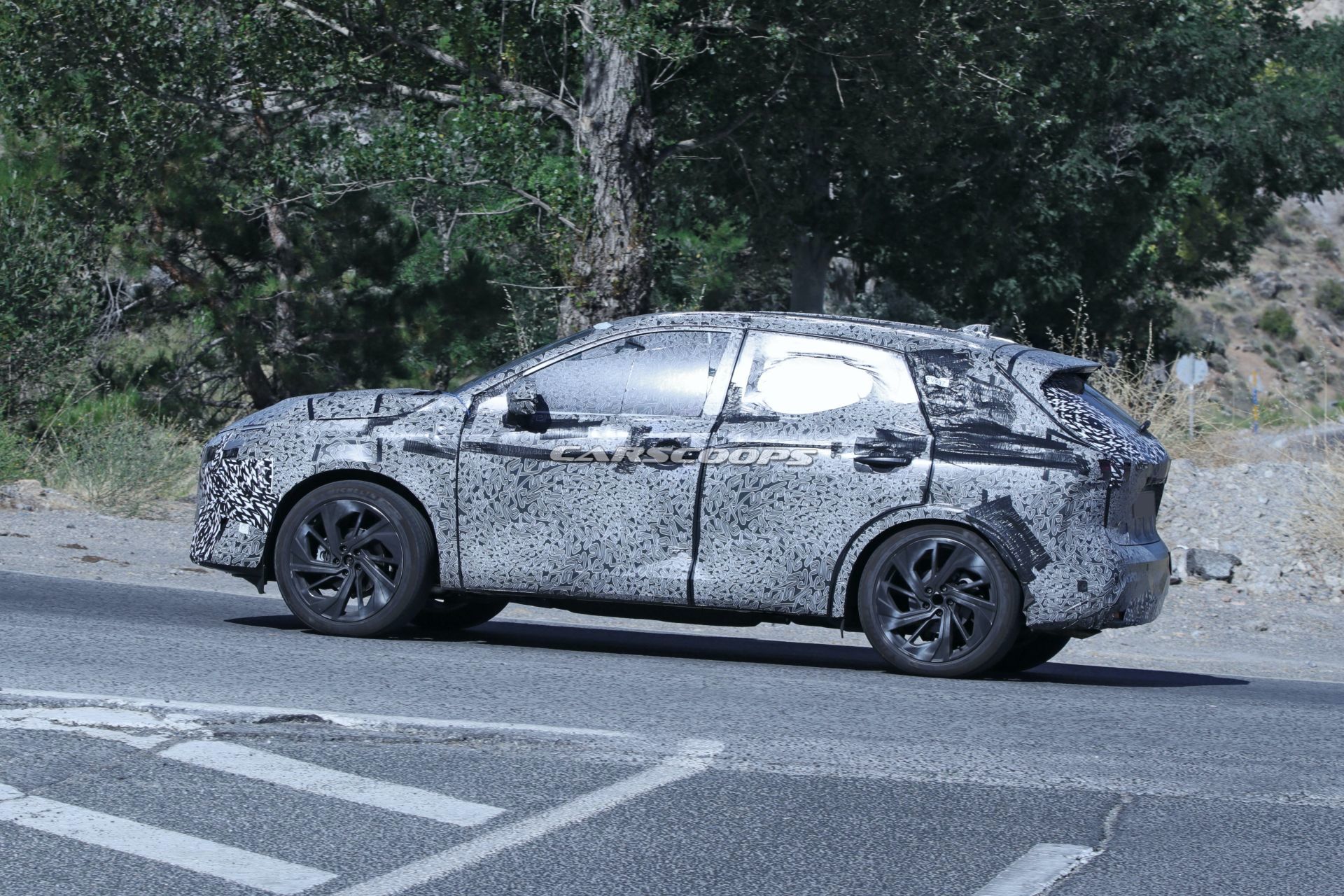 2021 Nissan Qashqai Production Pushed Back To Middle Of Next Year