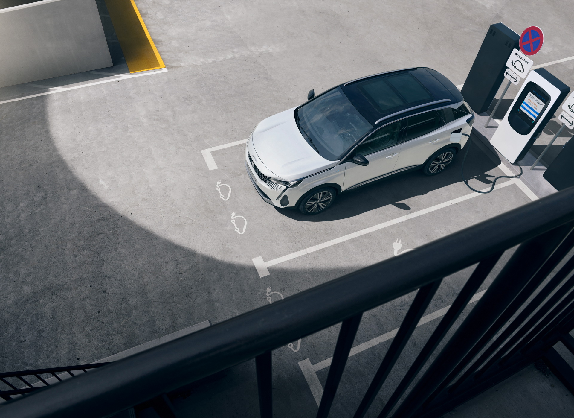 2020 Peugeot 3008 Gains DRL Fangs And Upgraded Tech