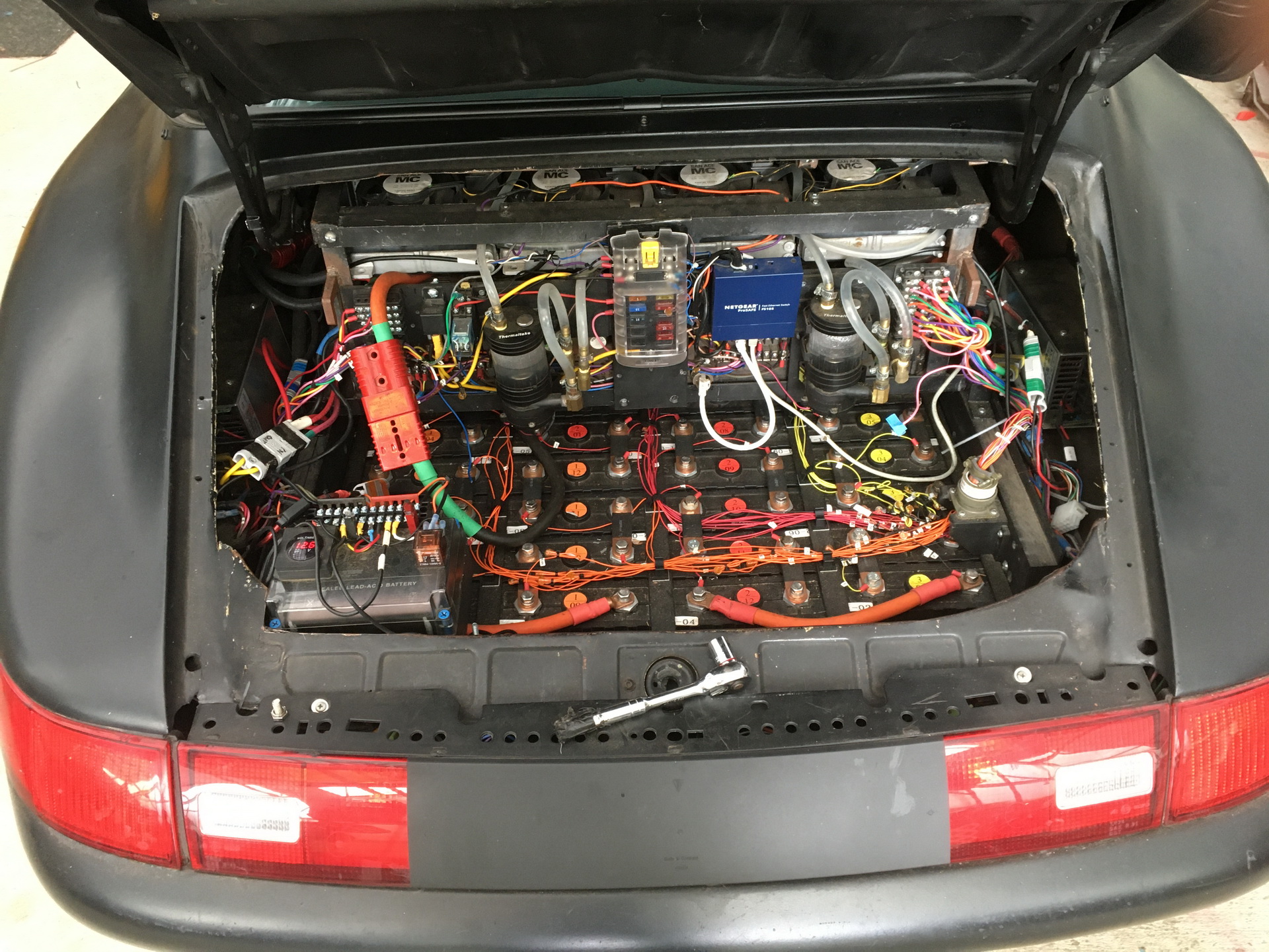 Purists, Looks Away: Electric Porsche 911 Combines 1975 Targa Frame With 993 Carrera Body