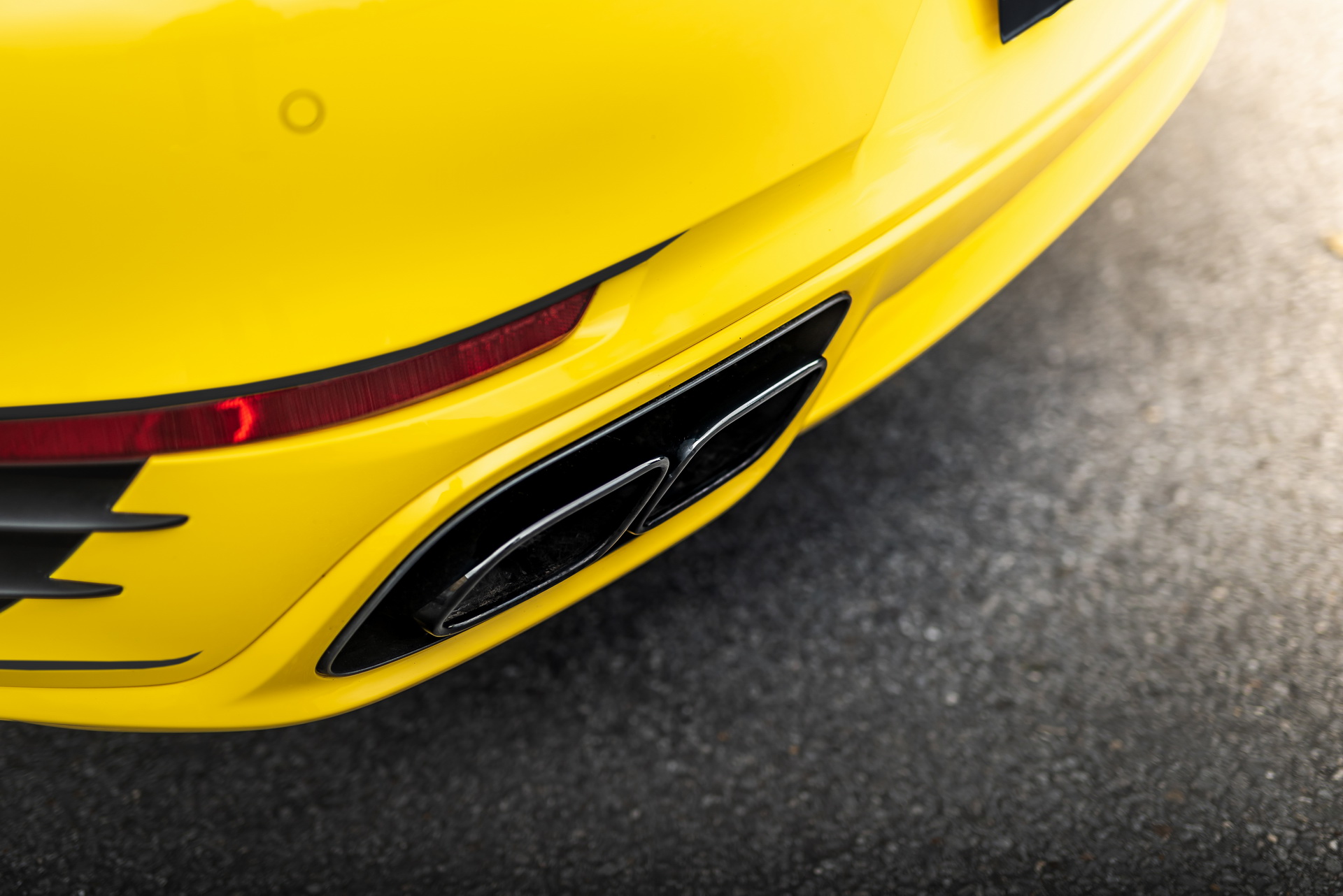 838 HP Porsche 991.2 Turbo S Has The Grunt To Take On The Best Supercars Out There