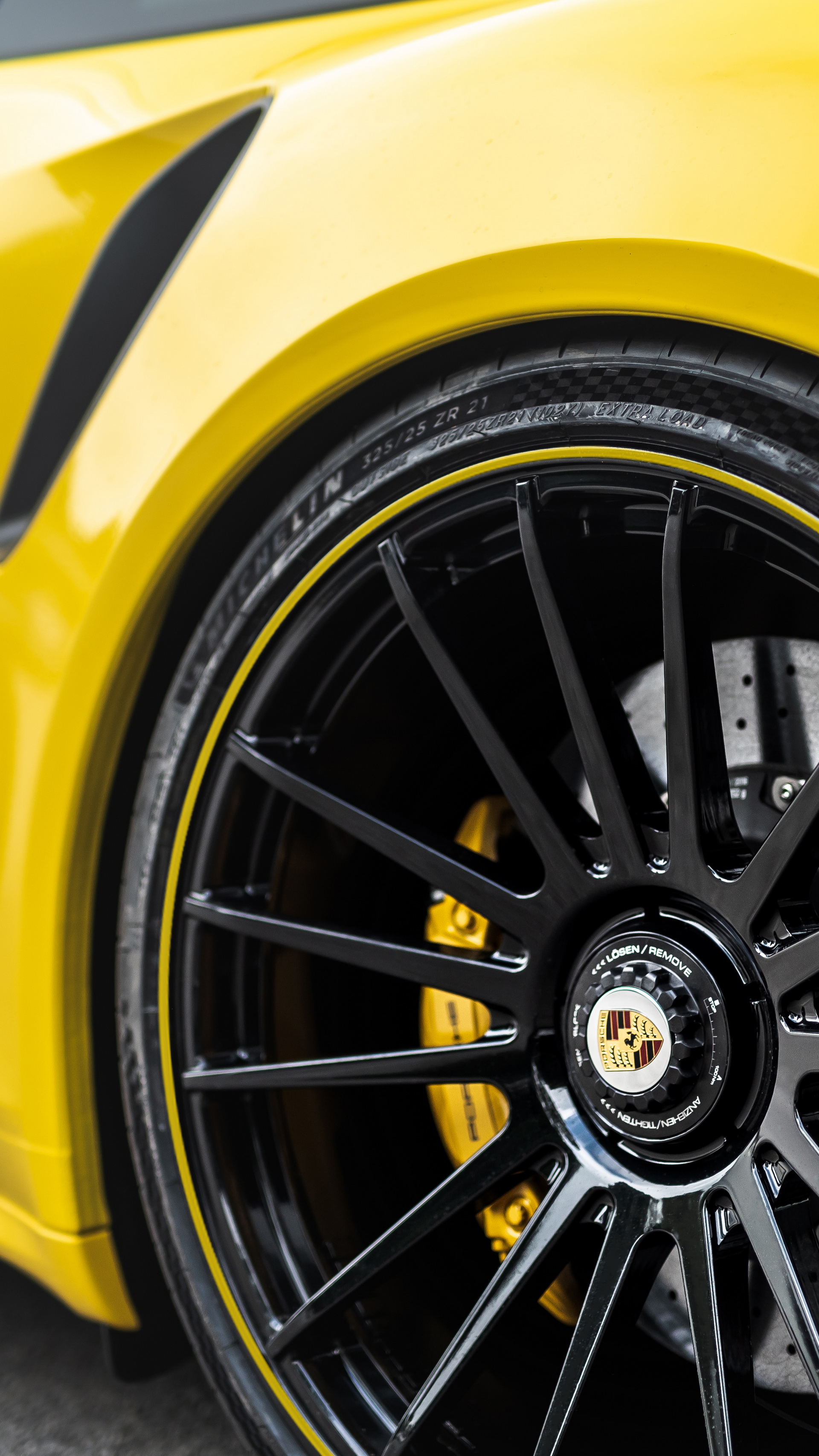 838 HP Porsche 991.2 Turbo S Has The Grunt To Take On The Best Supercars Out There