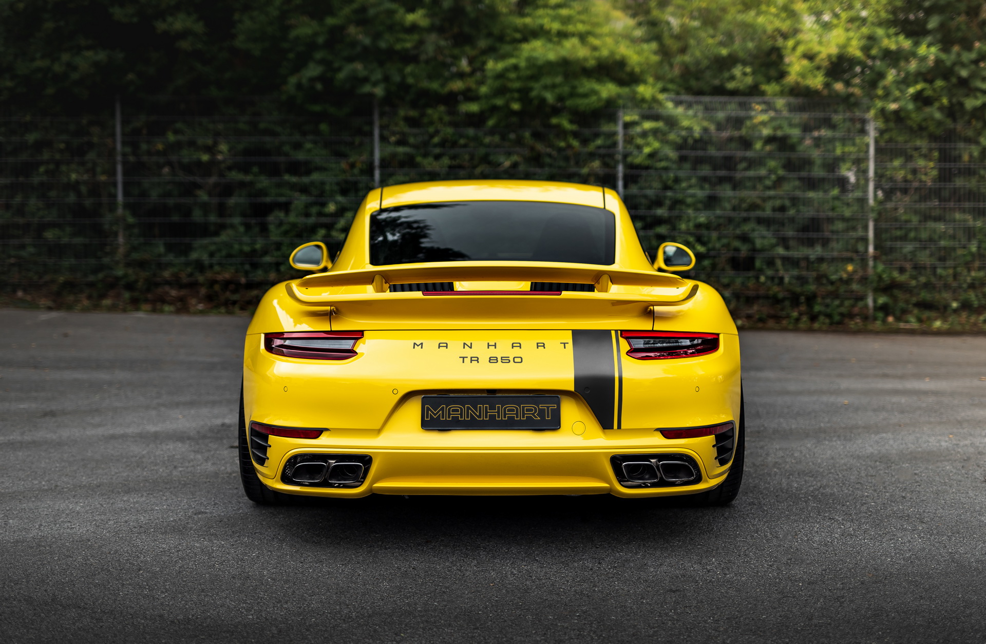838 HP Porsche 991.2 Turbo S Has The Grunt To Take On The Best Supercars Out There