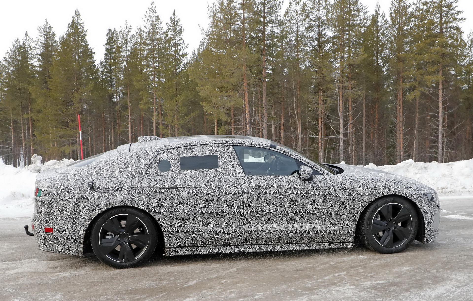 JLR Confirms Range Rover EV, But Will Delay It Along With Electric Jaguar XJ